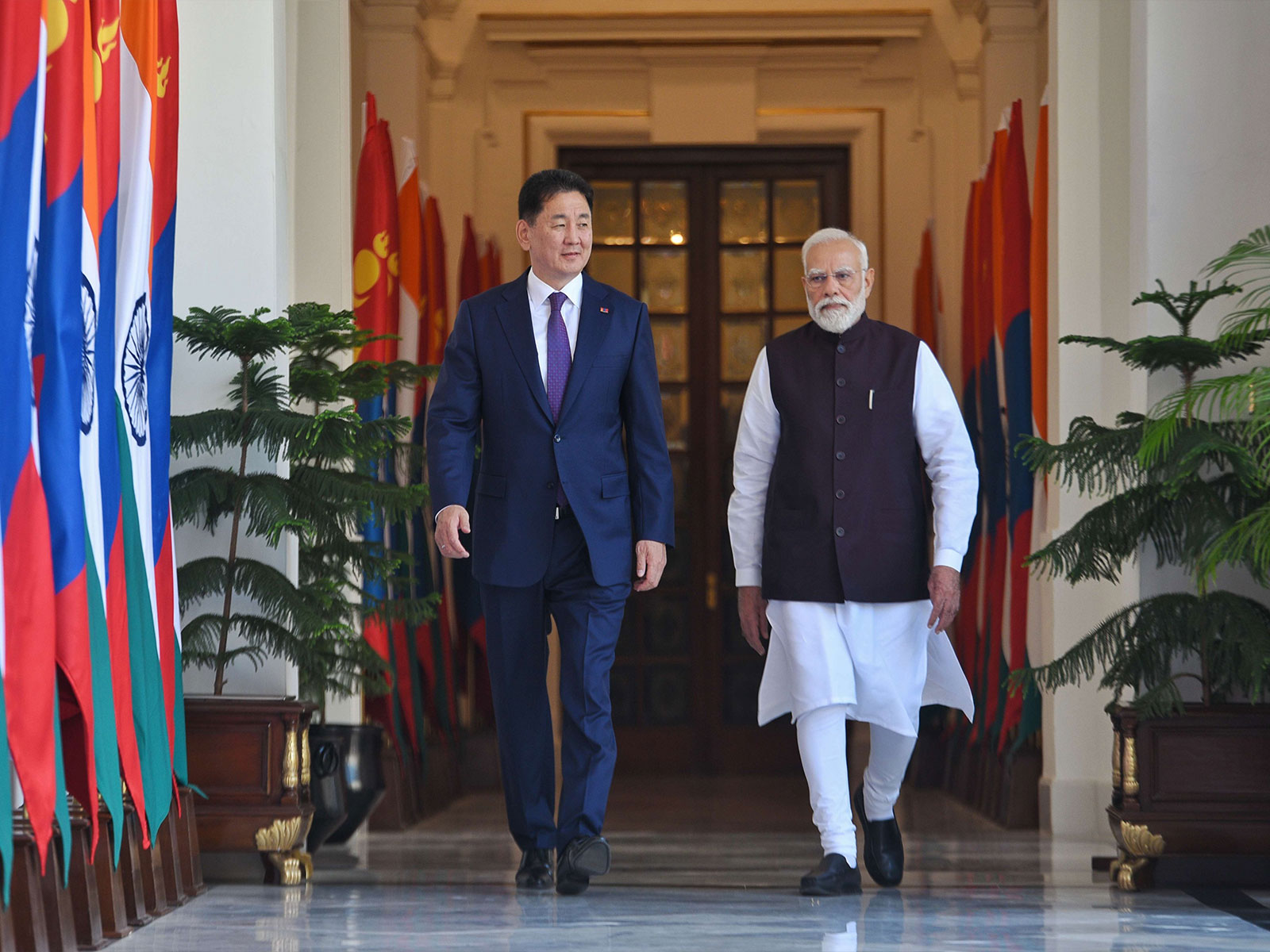 Prime Minister Narendra Modi with President of Mongolia Khurelsukh Ukhnaa (Photo/X@narendramodi) Prime Minister Narendra Modi with President of Mongolia Khurelsukh Ukhnaa (Photo/X@narendramodi)