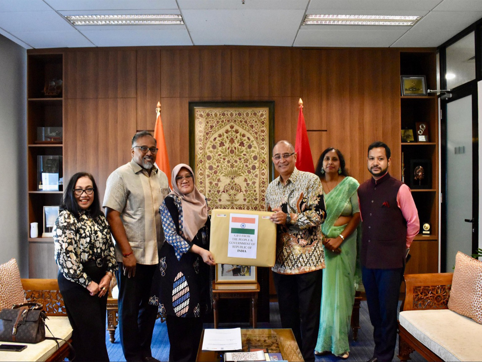 India Gifting of critical Prussian Blue Capsules to Indonesia (Photo:X/@IndianEmbJkt) India Gifting of critical Prussian Blue Capsules to Indonesia (Photo:X/@IndianEmbJkt)