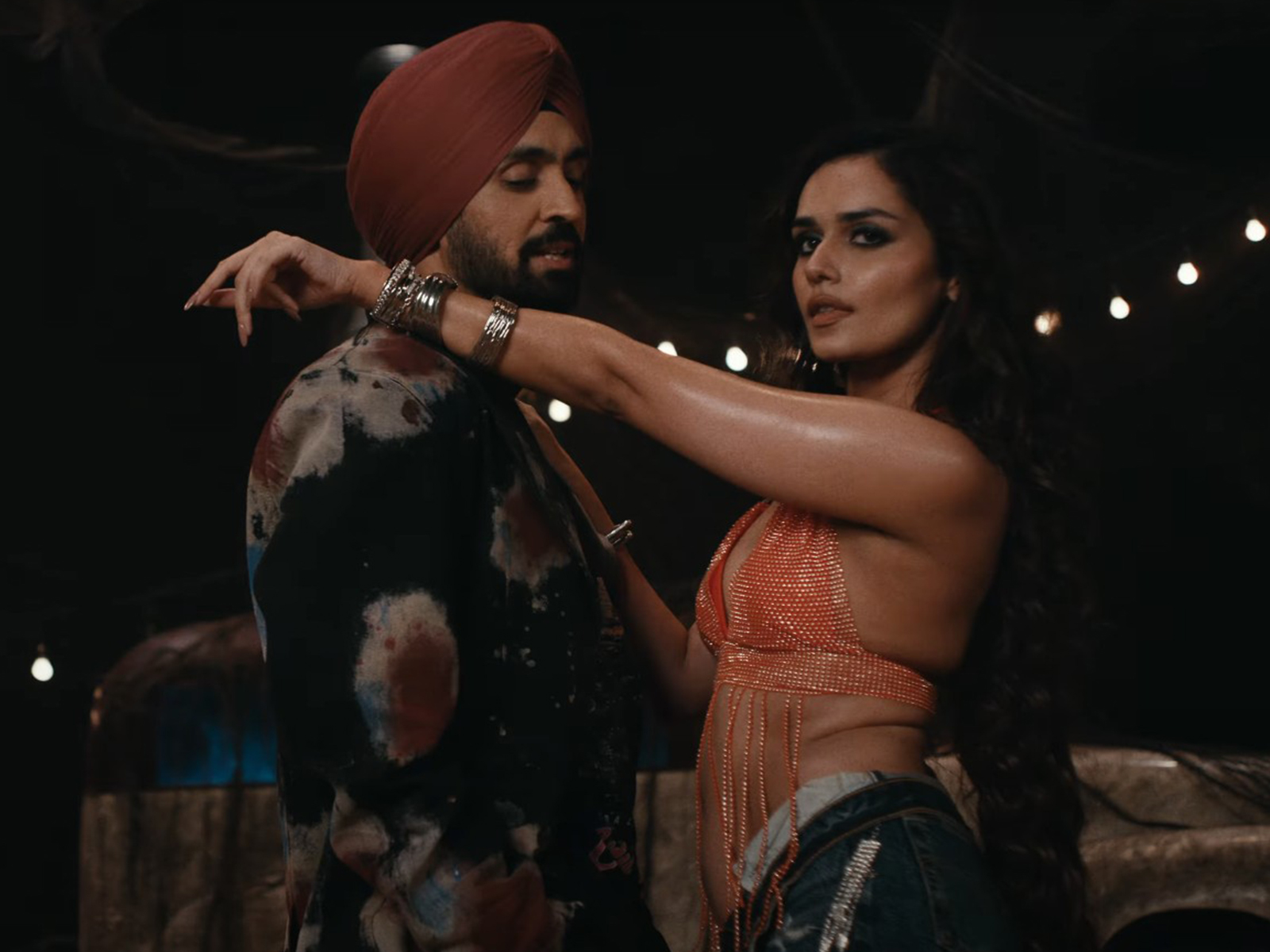 Diljit Dosanjh, Manushi Chhillar (Photo/YouTube@Diljit Dosanjh) Diljit Dosanjh, Manushi Chhillar (Photo/YouTube@Diljit Dosanjh)