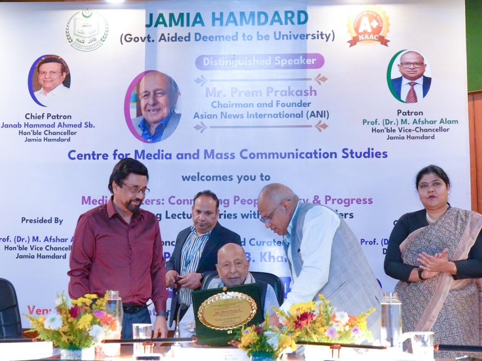 ANI founder Prem Prakash felicitated at Jamia Hamdard University (Photo/@pp1931) ANI founder Prem Prakash felicitated at Jamia Hamdard University (Photo/@pp1931)