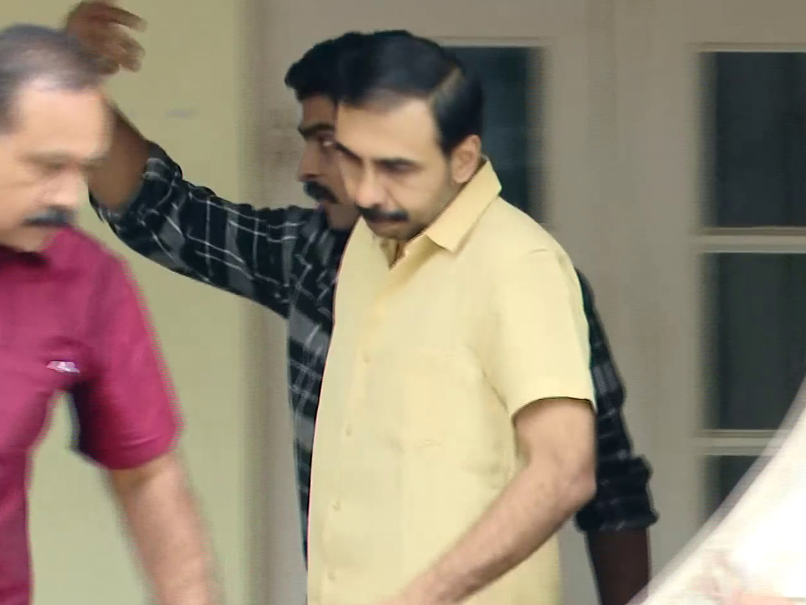 Unnikrishnan Potti (Yellow Shirt) arrested by Kerala Police SIT (Photo/ANI) Unnikrishnan Potti (Yellow Shirt) arrested by Kerala Police SIT (Photo/ANI)