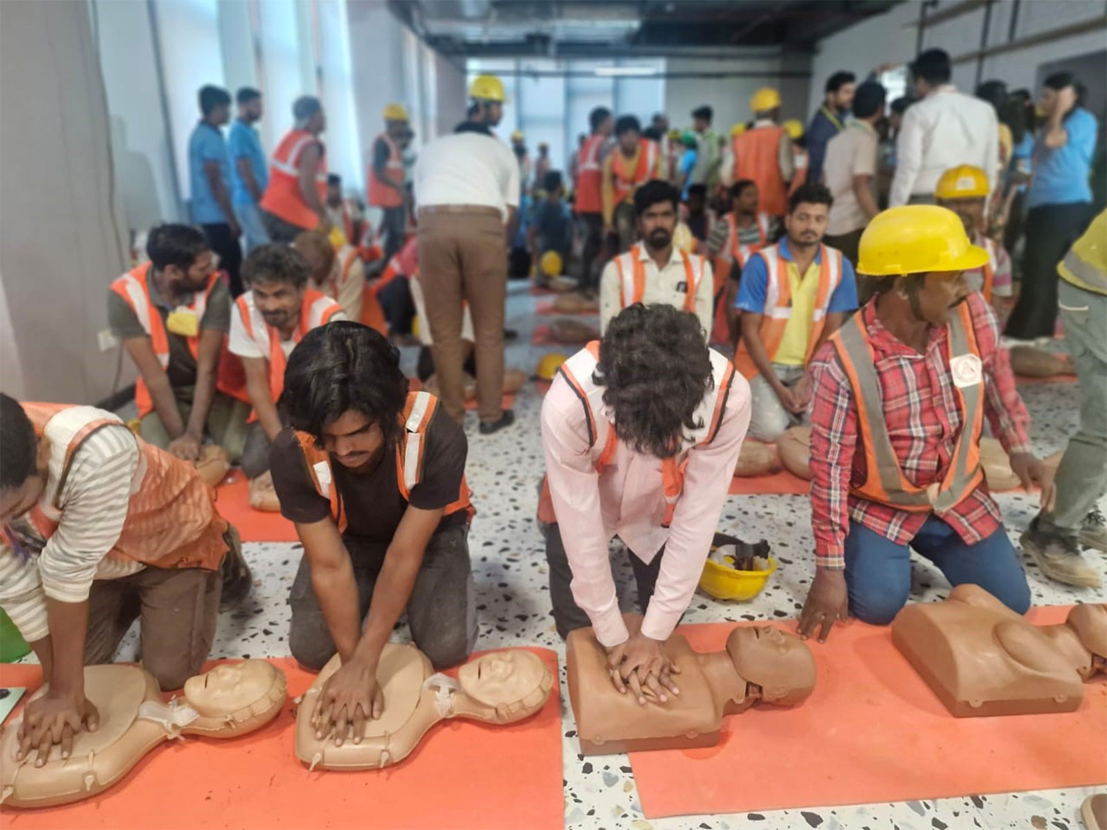 Restart a Heart Day - Training community members on Hands Only CPR, Building a “Nation of Lifesavers” in India Restart a Heart Day - Training community members on Hands Only CPR, Building a “Nation of Lifesavers” in India