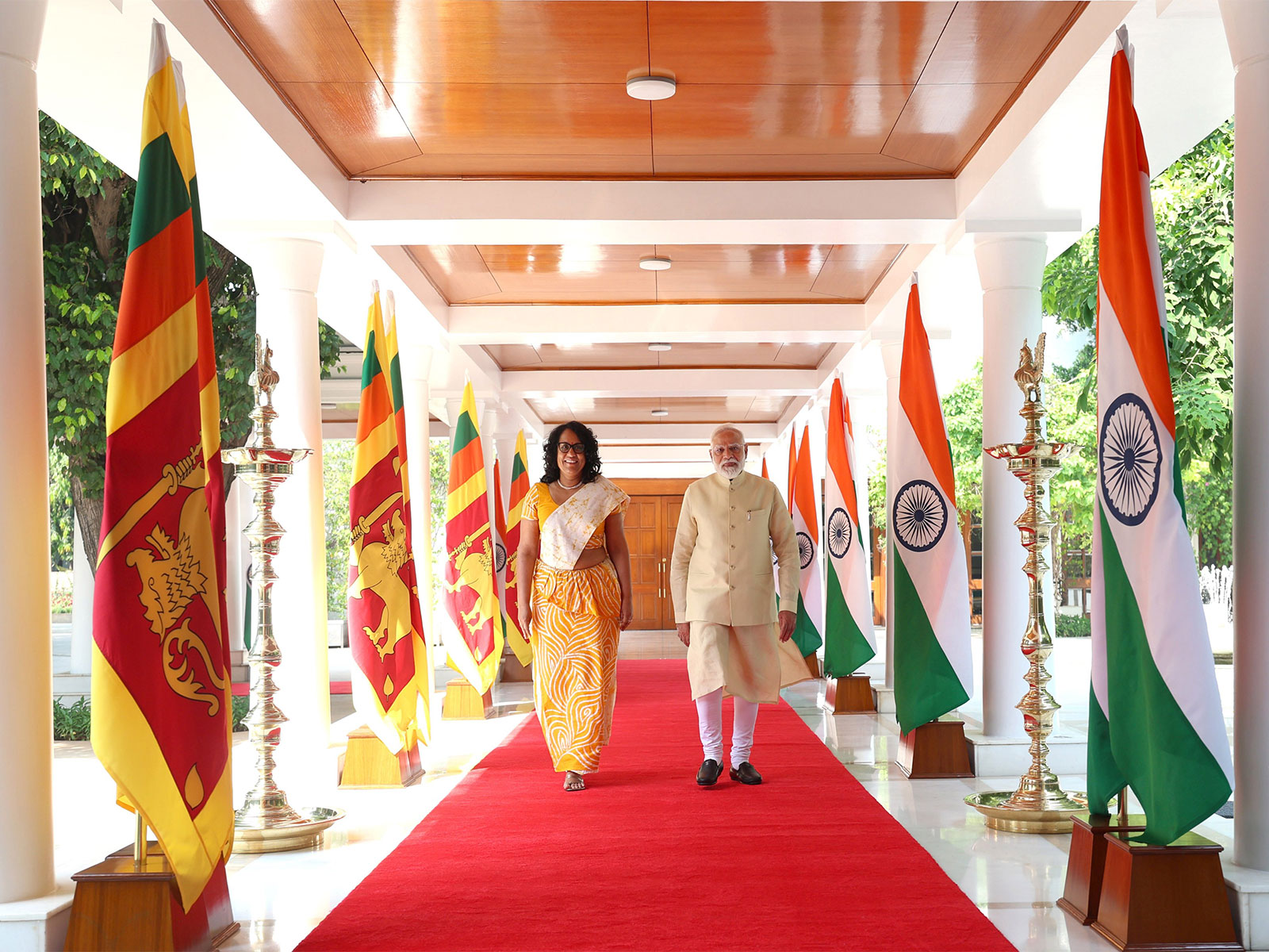 PM Modi with Sri Lankan PM Harini Amarasuriya (Photo:X/@narendramodi) PM Modi with Sri Lankan PM Harini Amarasuriya (Photo:X/@narendramodi)