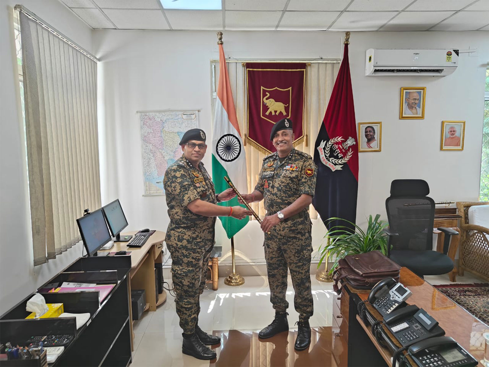IG Aloke Kumar Chakraborty (right). (Photo/ANI) IG Aloke Kumar Chakraborty (right). (Photo/ANI)