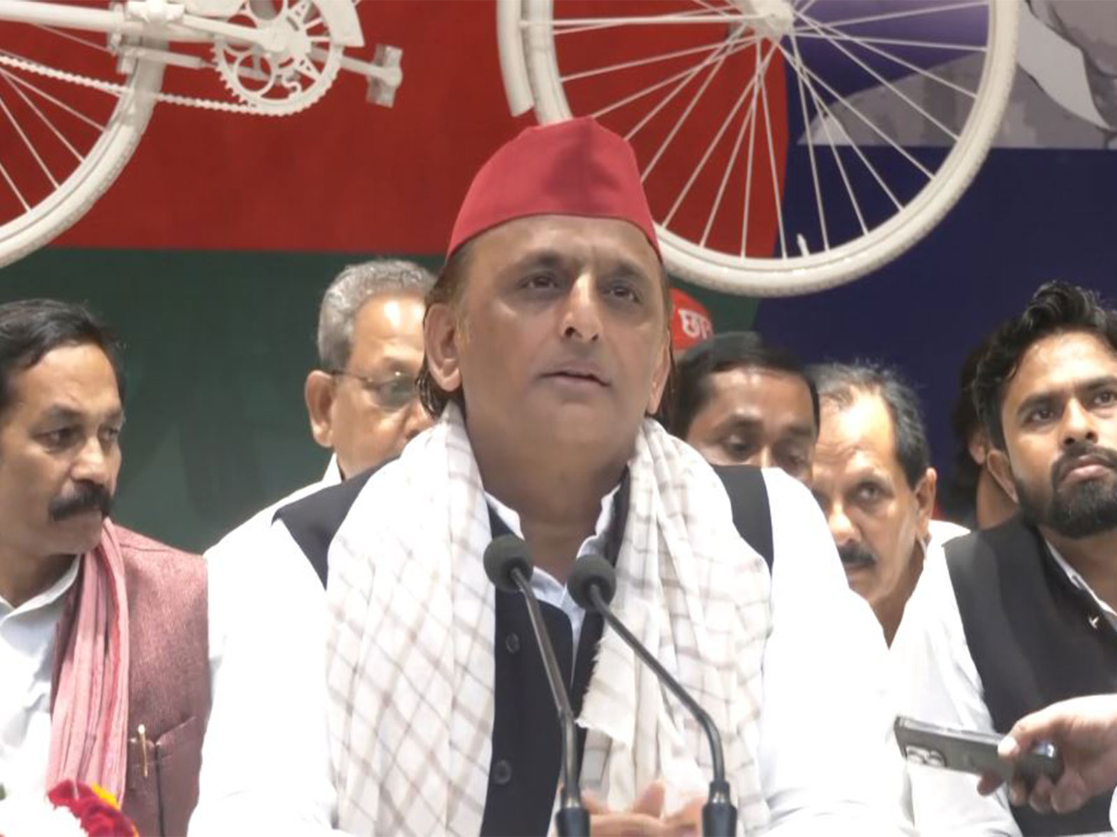 Samajwadi Party Chief Akhilesh Yadav (Photo/ANI) Samajwadi Party Chief Akhilesh Yadav (Photo/ANI)