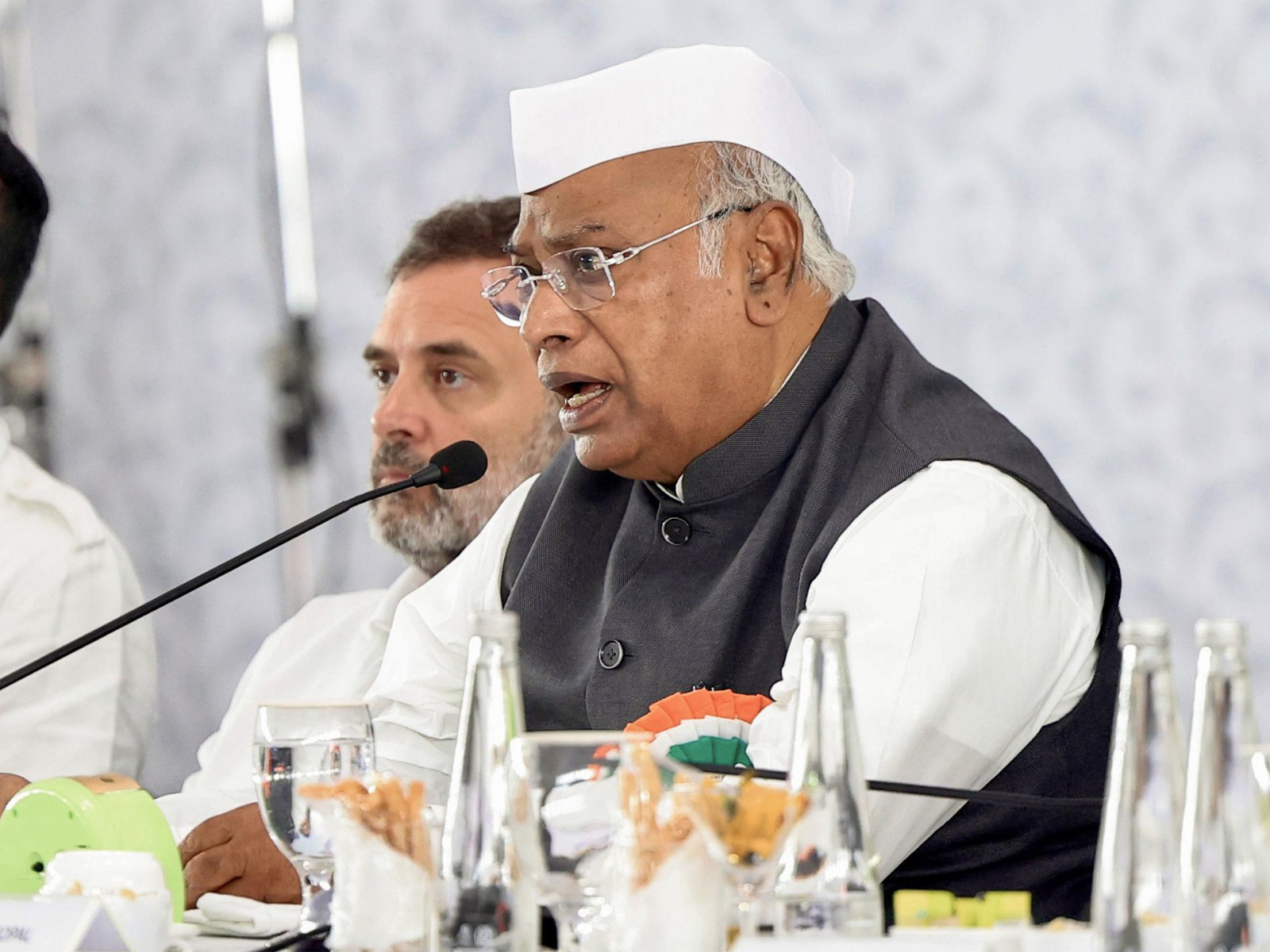 Congress chief Mallikarjun Kharge (File photo: ANI) Congress chief Mallikarjun Kharge (File photo: ANI)