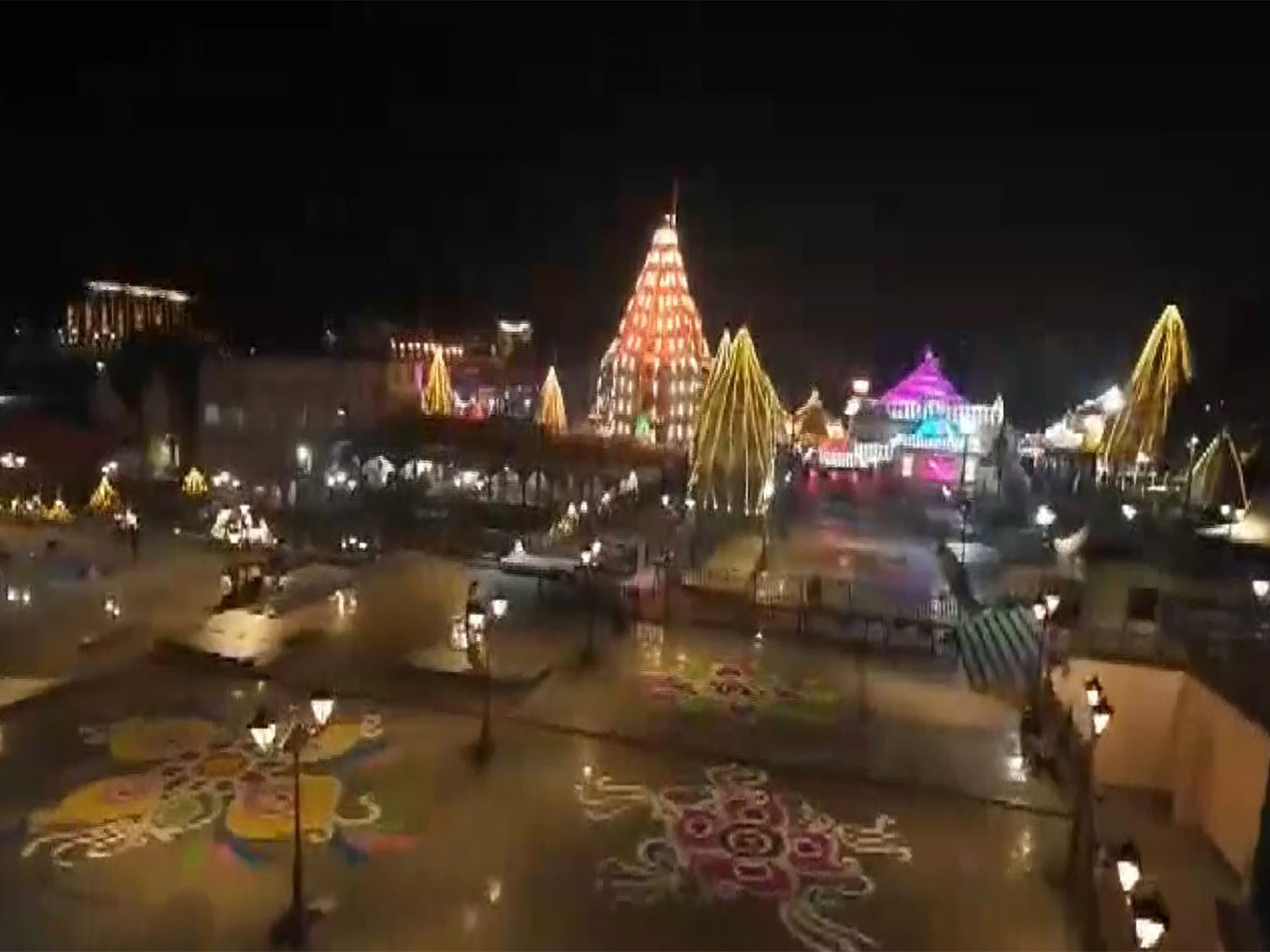 Grand rangoli making at Shri Mahakaleshwar Temple (Image source: ANI) Grand rangoli making at Shri Mahakaleshwar Temple (Image source: ANI)