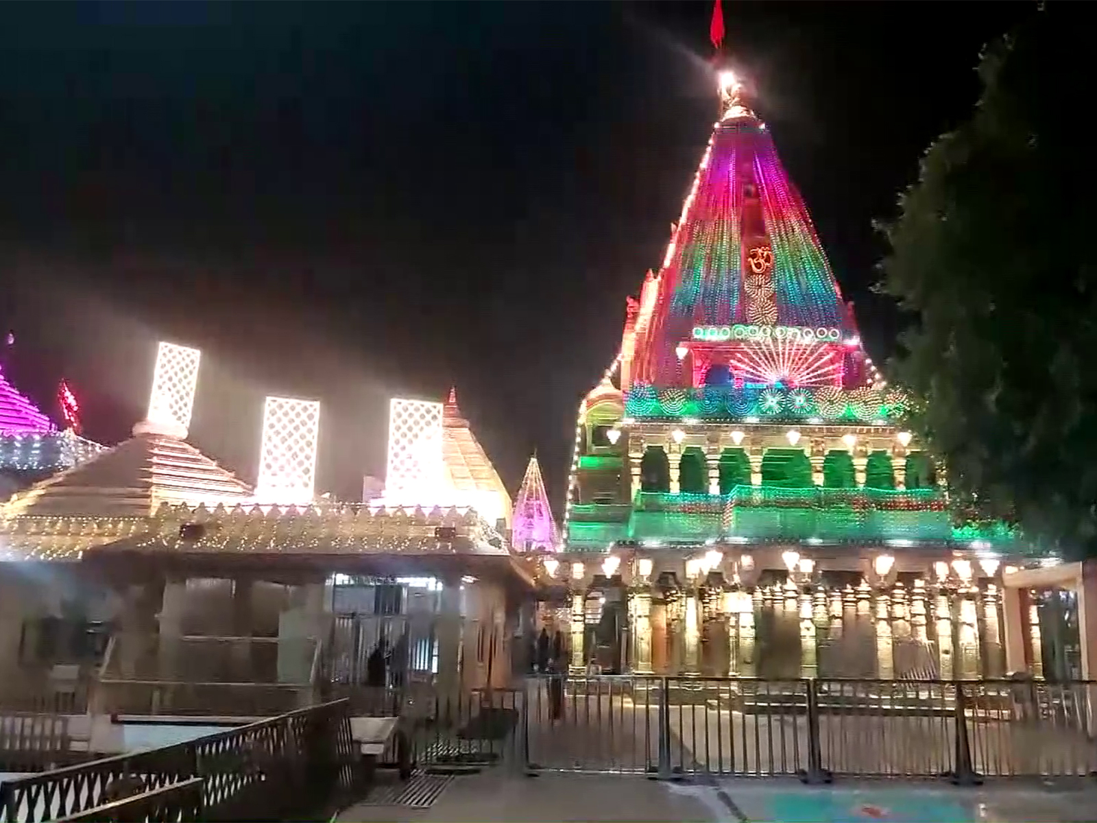 Special puja rituals were performed at Ujjain's Mahakal temple on Diwali. (Photo/ANI) Special puja rituals were performed at Ujjain's Mahakal temple on Diwali. (Photo/ANI)
