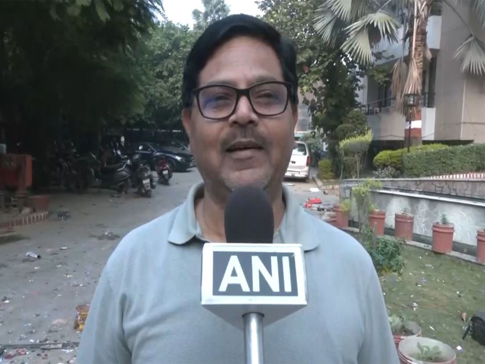 Aditya Singh, a local resident of Varanasi describes his Diwali experience (Photo/ANI) Aditya Singh, a local resident of Varanasi describes his Diwali experience (Photo/ANI)