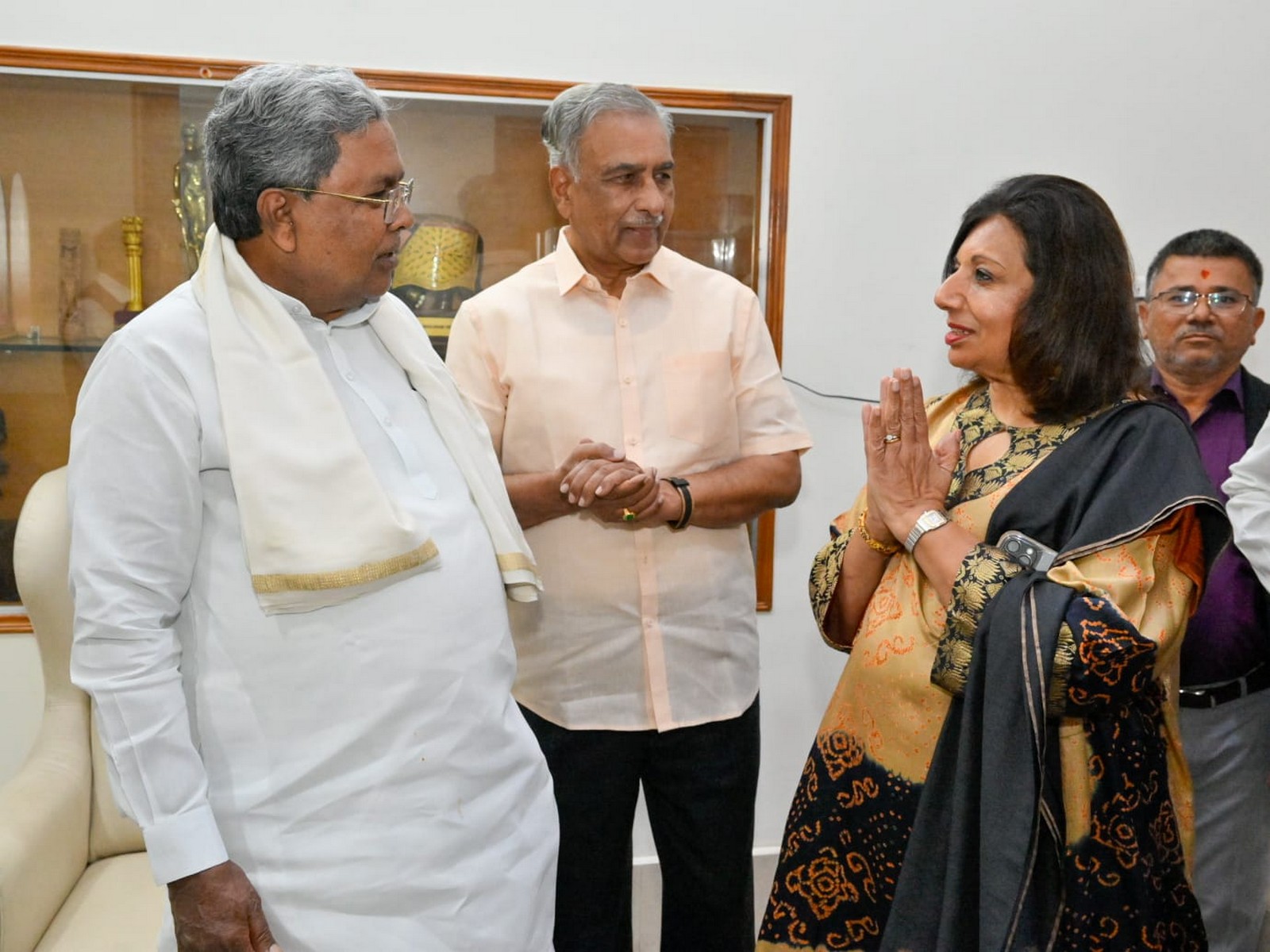 Biocon chief Kiran Mazumdar-Shaw meets Karnataka CM Siddaramaiah (Photo/X/@CMofKarnataka) Biocon chief Kiran Mazumdar-Shaw meets Karnataka CM Siddaramaiah (Photo/X/@CMofKarnataka)