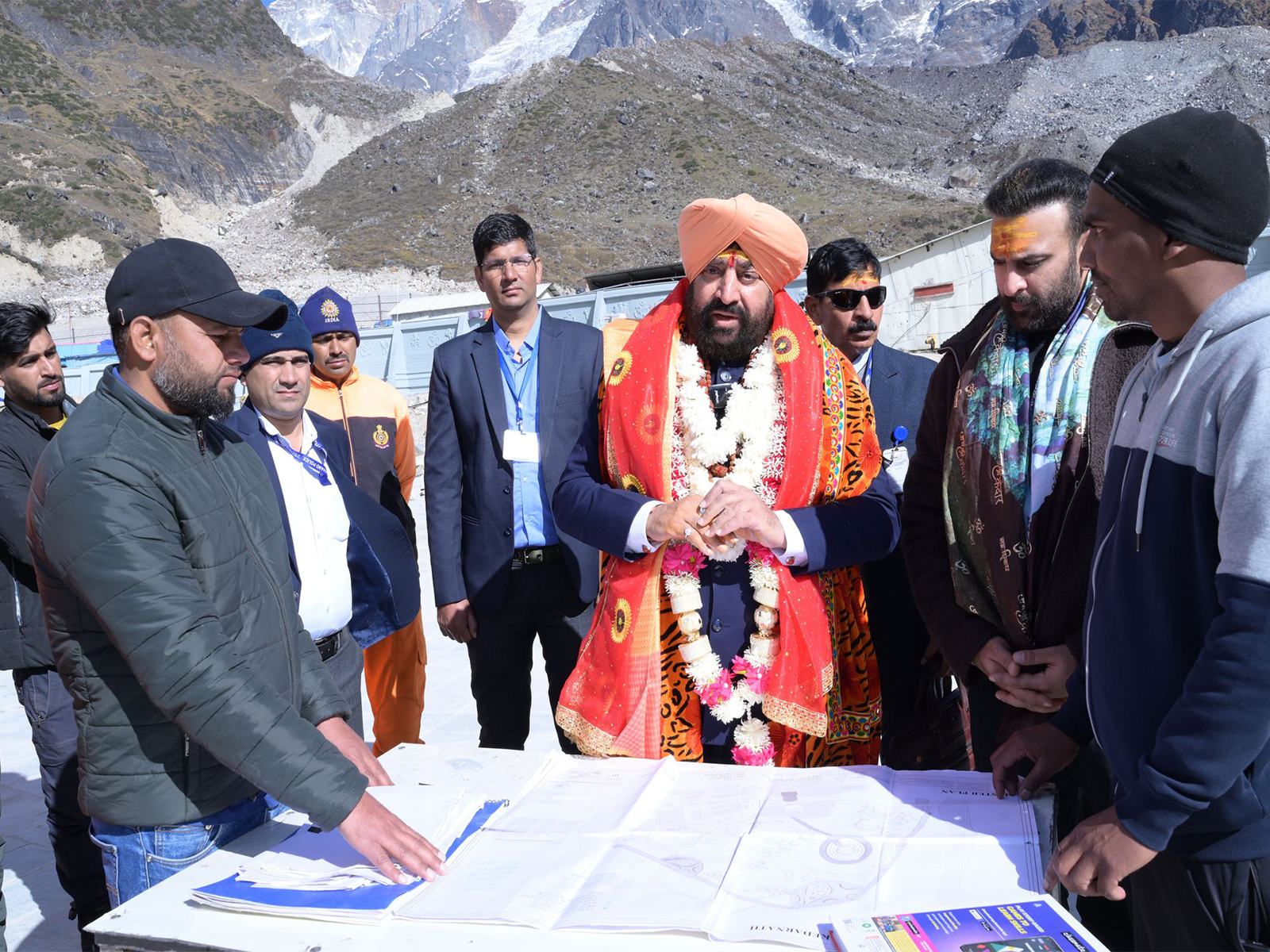 Uttarakhand Governor at Kedarnath Dham (Photo: @LtGenGurmit/X) Uttarakhand Governor at Kedarnath Dham (Photo: @LtGenGurmit/X)