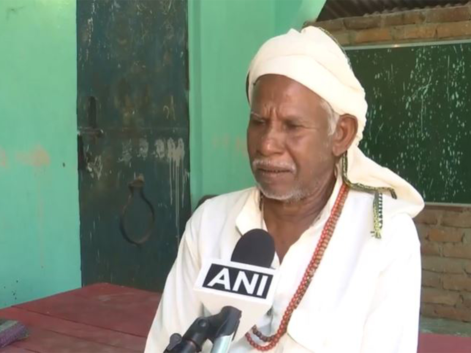 'Mountain Man' Dashrath Manjhi's son Bhagirath Manjhi (Photo/ANI) 'Mountain Man' Dashrath Manjhi's son Bhagirath Manjhi (Photo/ANI)