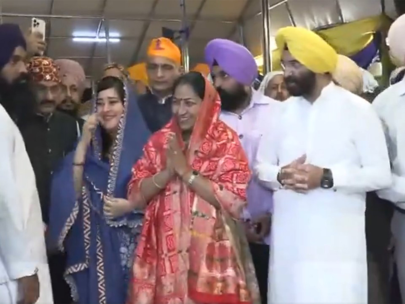 Delhi Chief Minister Rekha Gupta with Manjinder Singh Sirsa and Bansuri Swaraj (Photo/ANI) Delhi Chief Minister Rekha Gupta with Manjinder Singh Sirsa and Bansuri Swaraj (Photo/ANI)