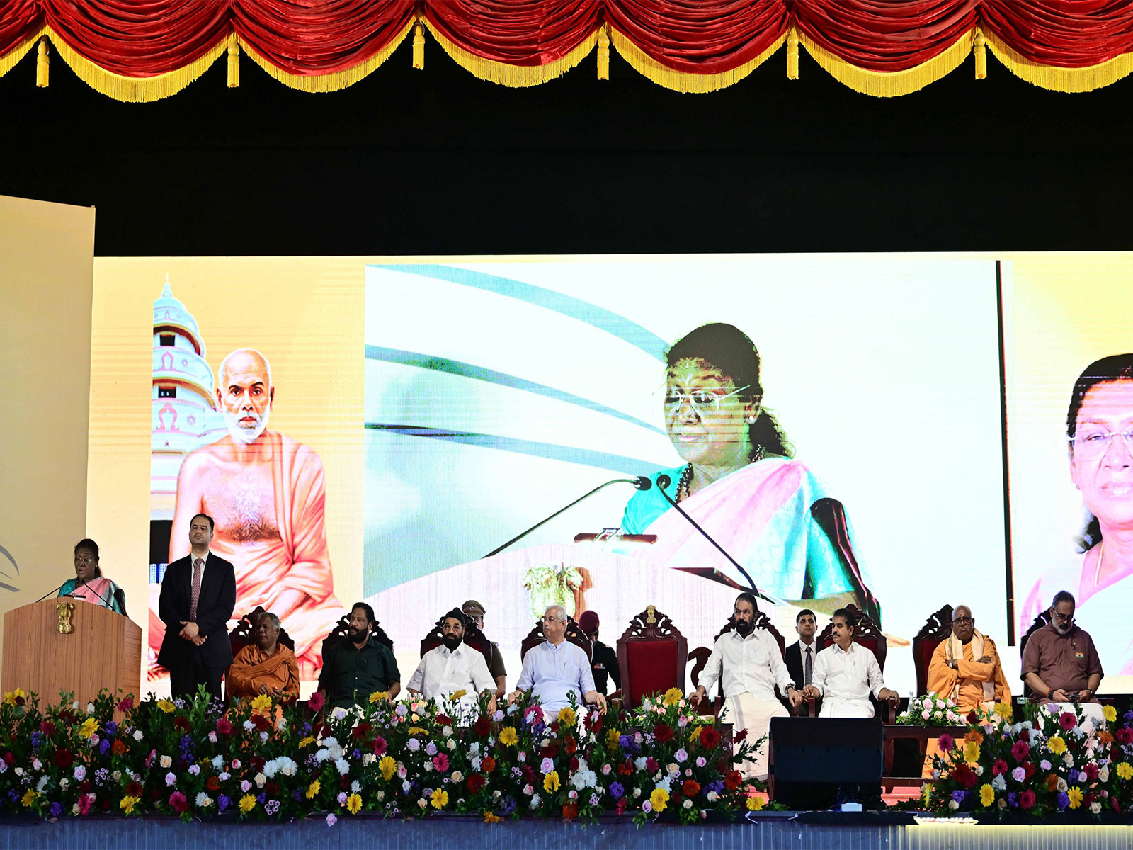 President Murmu at the inauguration of Mahasamadhi of Sree Narayana Guru (Photo/X/@rashtrapatibhvn) President Murmu at the inauguration of Mahasamadhi of Sree Narayana Guru (Photo/X/@rashtrapatibhvn)