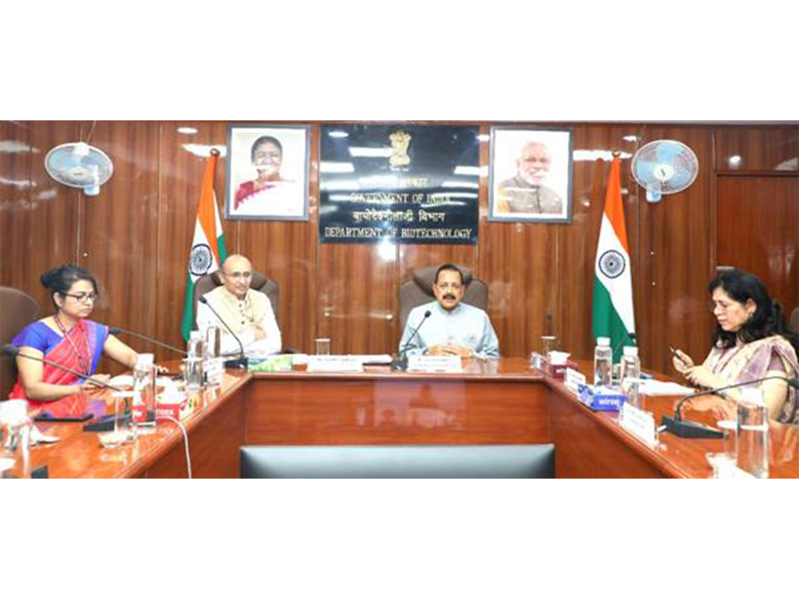 Union Minister Jitendra Singh reviews DBT projects (Photo: PIB) Union Minister Jitendra Singh reviews DBT projects (Photo: PIB)