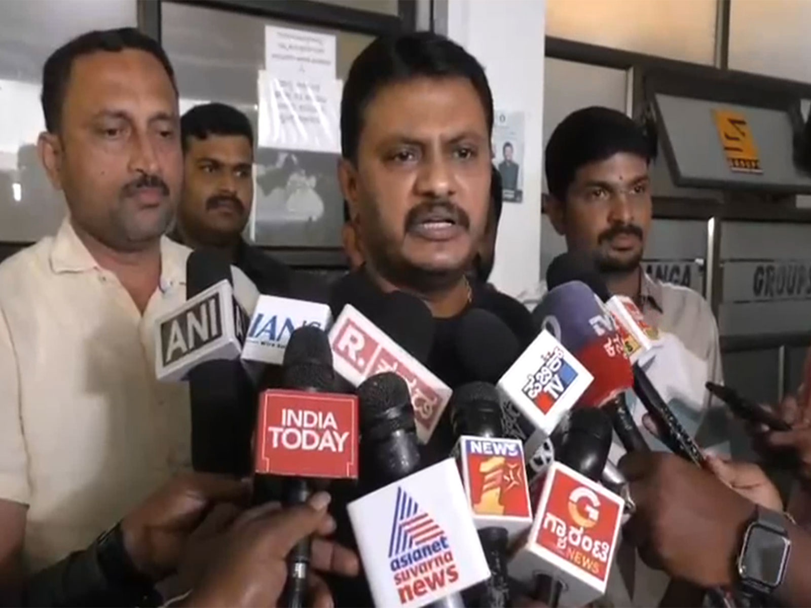 Congress MLA Shivaganga Basavaraj (Photo/ANI) Congress MLA Shivaganga Basavaraj (Photo/ANI)