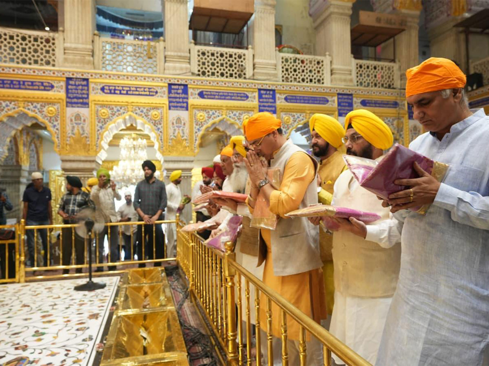 Sri Guru Tegh Bahadur's 350th martyrdom anniversary events commence with Punjab Cabinet Ministers paying their respects at Delhi's Gurdwara (Photo/ANI) Sri Guru Tegh Bahadur's 350th martyrdom anniversary events commence with Punjab Cabinet Ministers paying their respects at Delhi's Gurdwara (Photo/ANI)