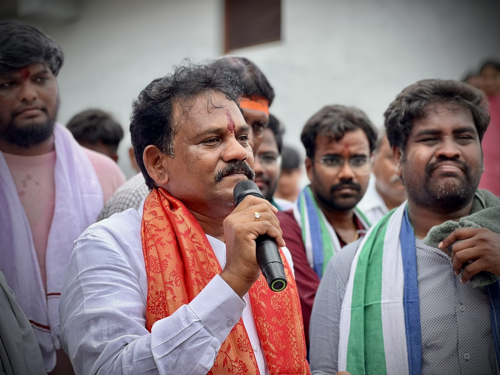 YSRCP leader Varikuti Ashok Babu (Photo/@VarikutiAshok_) YSRCP leader Varikuti Ashok Babu (Photo/@VarikutiAshok_)