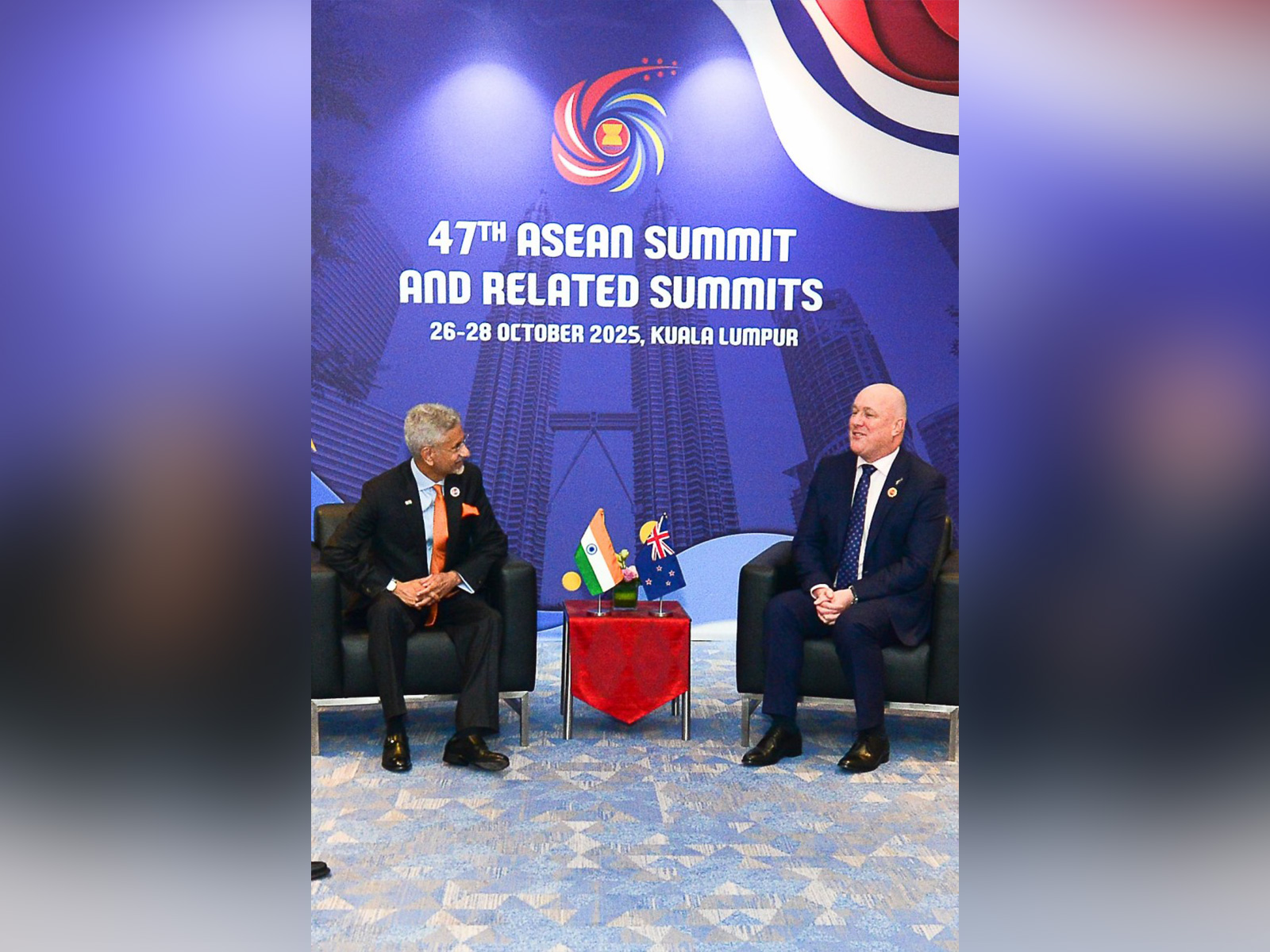 External Affairs Minister S Jaishankar meets New Zealand Prime Minister Christopher Luxon on the sidelines of the ASEAN Summit 2025 in Kuala Lumpur, Malaysia. (Image: X/@DrSJaishankar) External Affairs Minister S Jaishankar meets New Zealand Prime Minister Christopher Luxon on the sidelines of the ASEAN Summit 2025 in Kuala Lumpur, Malaysia. (Image: X/@DrSJaishankar)