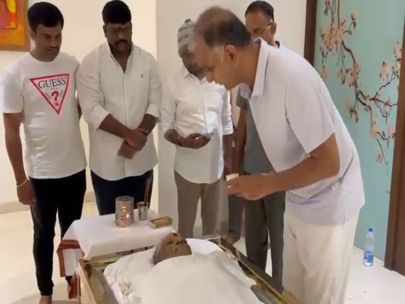 Mortal remains of T Satyanarayana (Photo/BRS)
