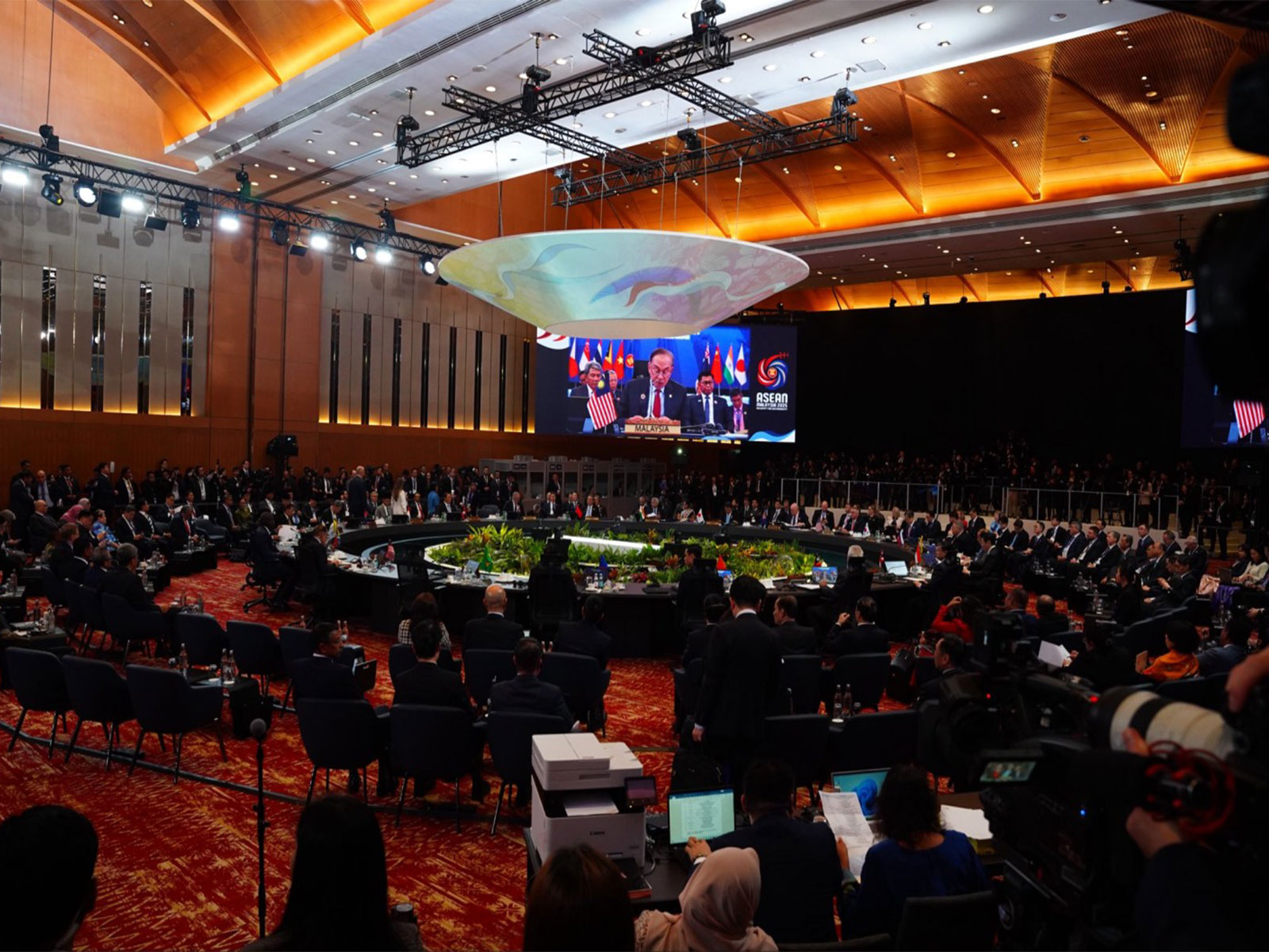 Leaders at the 20th East Asia Summit in Kuala Lumpur adopt a statement promoting localization for stronger disaster preparedness and response. (Image: X/@DrSJaishankar) Leaders at the 20th East Asia Summit in Kuala Lumpur adopt a statement promoting localization for stronger disaster preparedness and response. (Image: X/@DrSJaishankar)