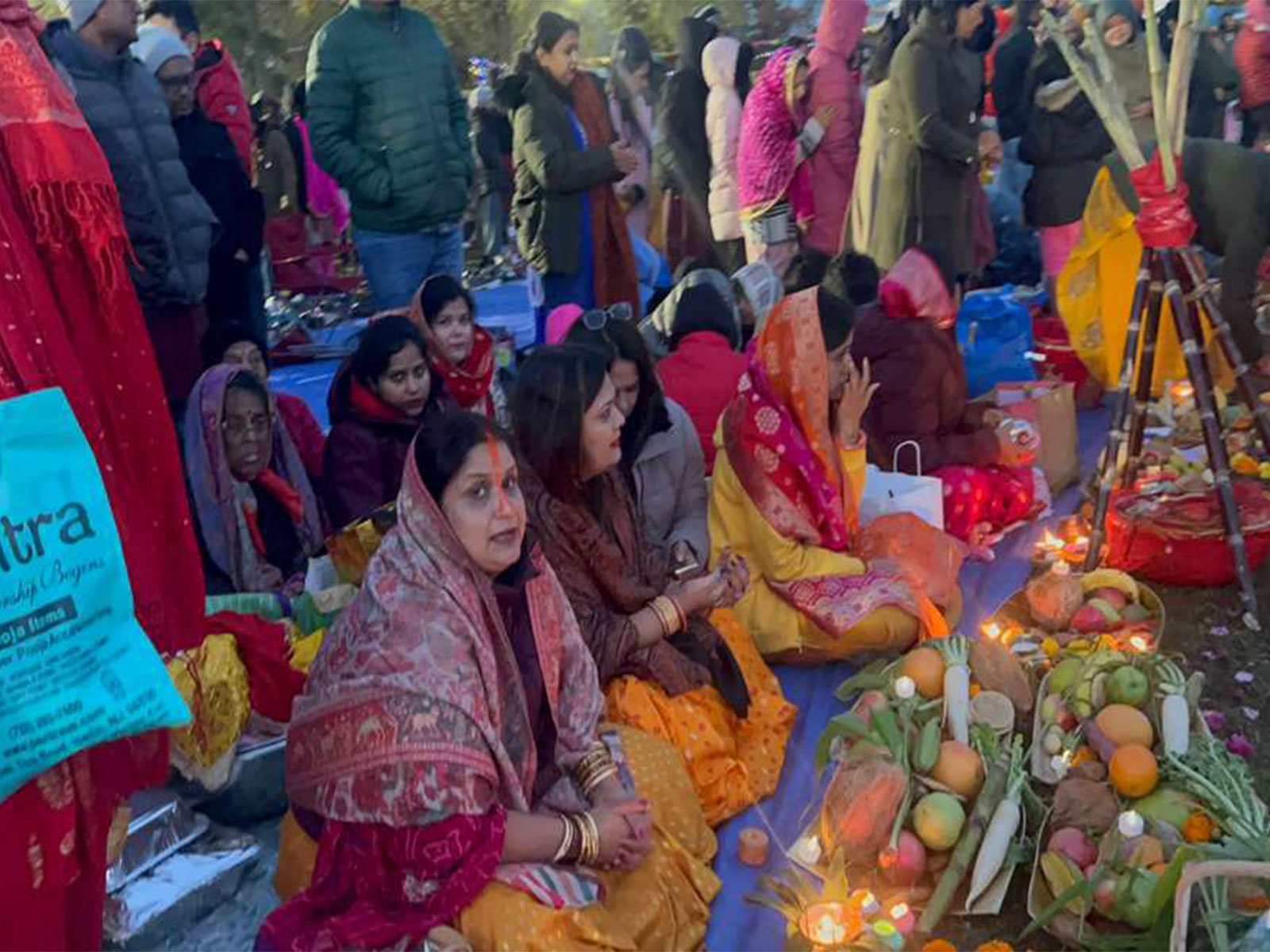 Devotees perform rituals during Chhat Puja (Photo/ANI)