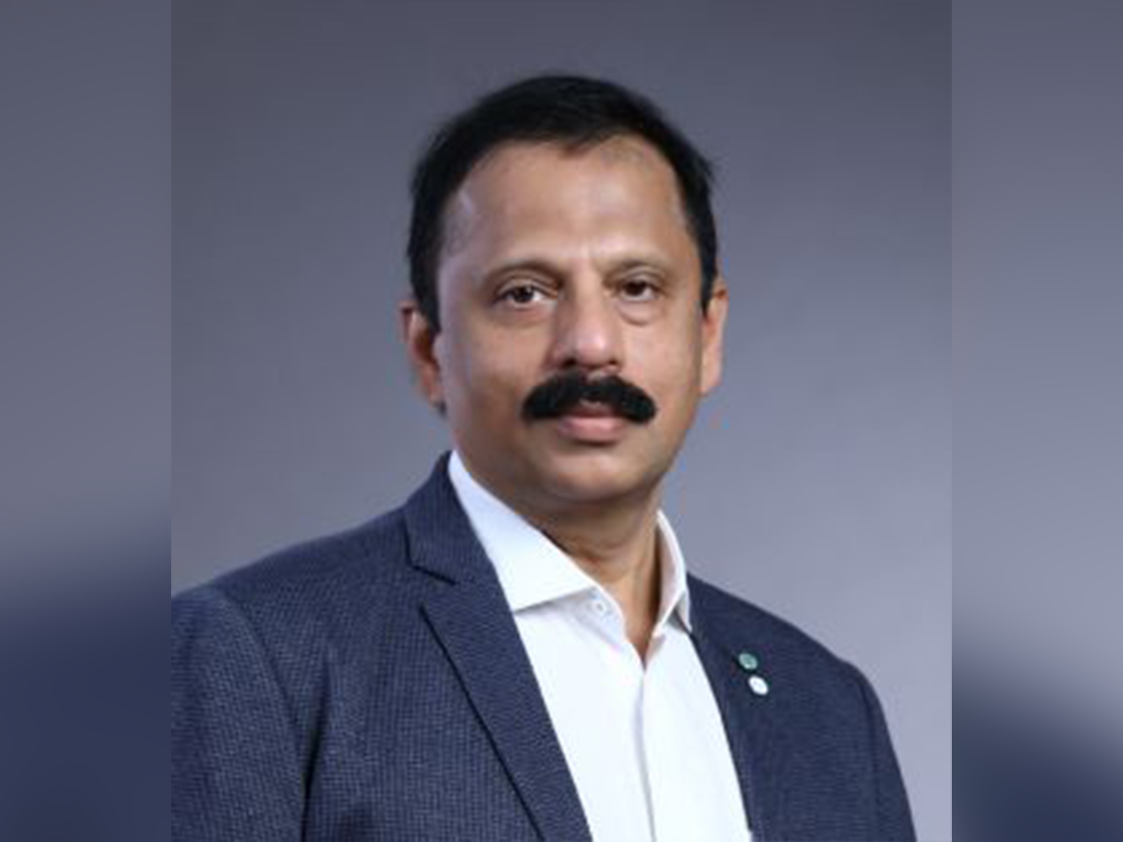 Dr. Muhammed Nazeer, Senior Consultant - Orthopaedic & Joint Replacement Surgeon at KIMS Hospital, Trivandrum Dr. Muhammed Nazeer, Senior Consultant - Orthopaedic & Joint Replacement Surgeon at KIMS Hospital, Trivandrum