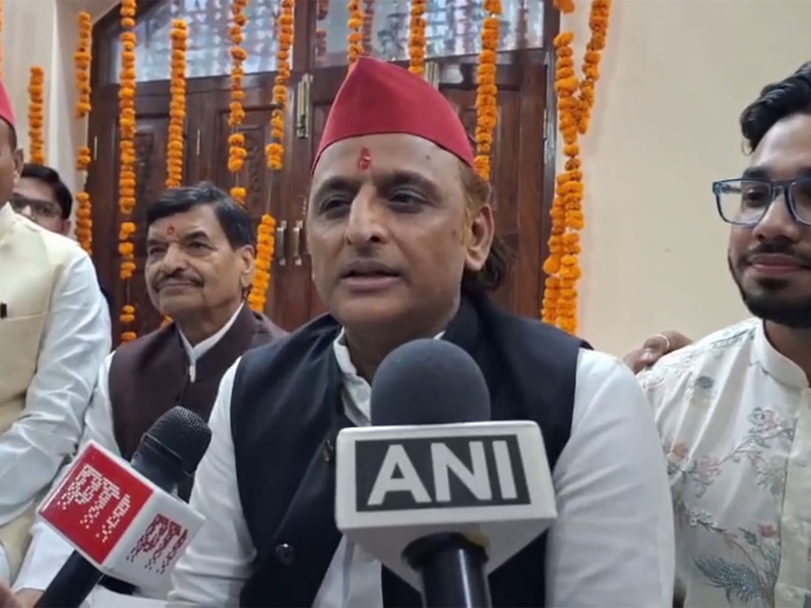Samajwadi Party chief Akhilesh Yadav (Photo/ANI) Samajwadi Party chief Akhilesh Yadav (Photo/ANI)