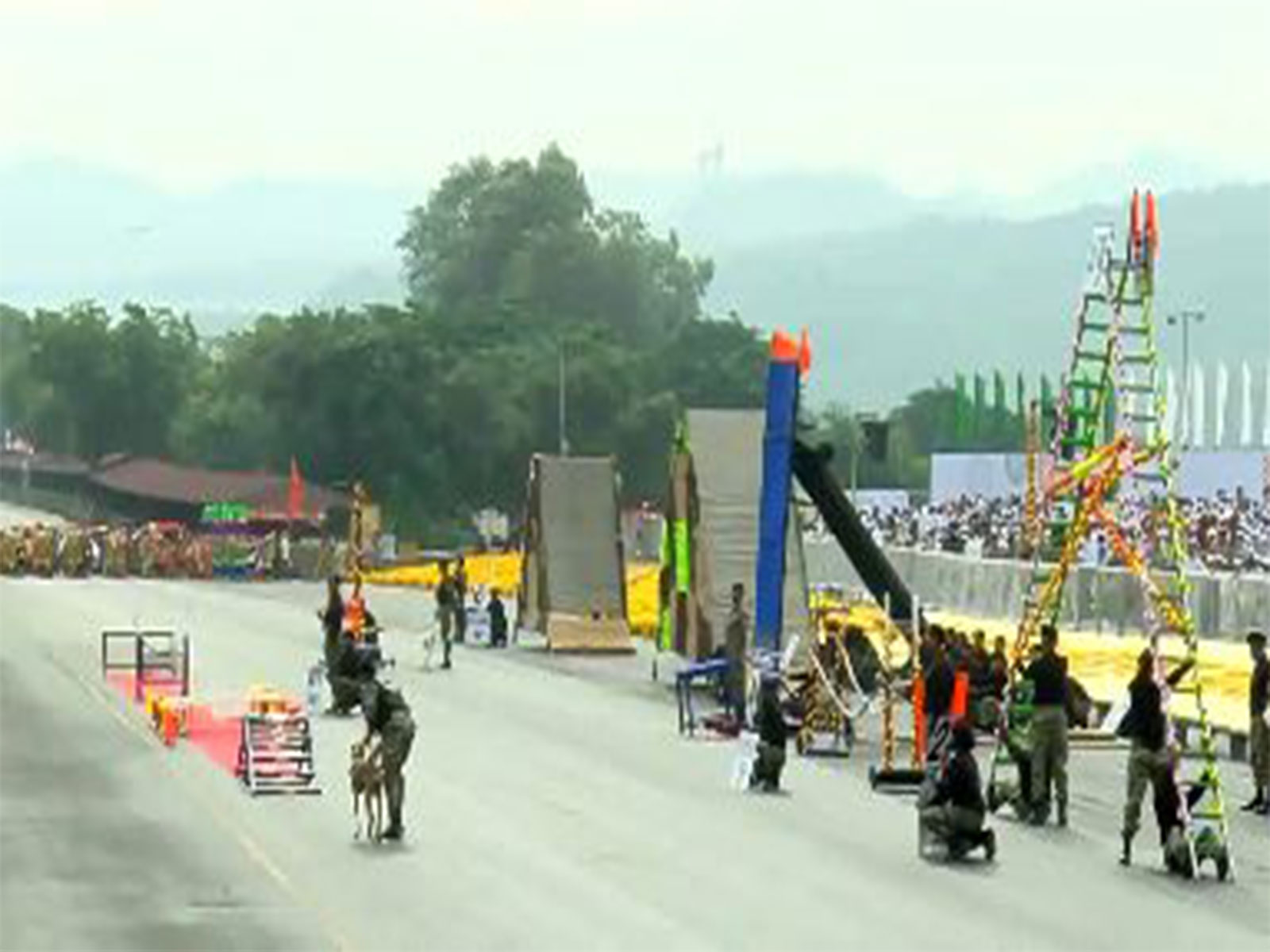 BSF dog squad showcase skills at Rashtriya Ekta Diwas (Photo/ANI) BSF dog squad showcase skills at Rashtriya Ekta Diwas (Photo/ANI)