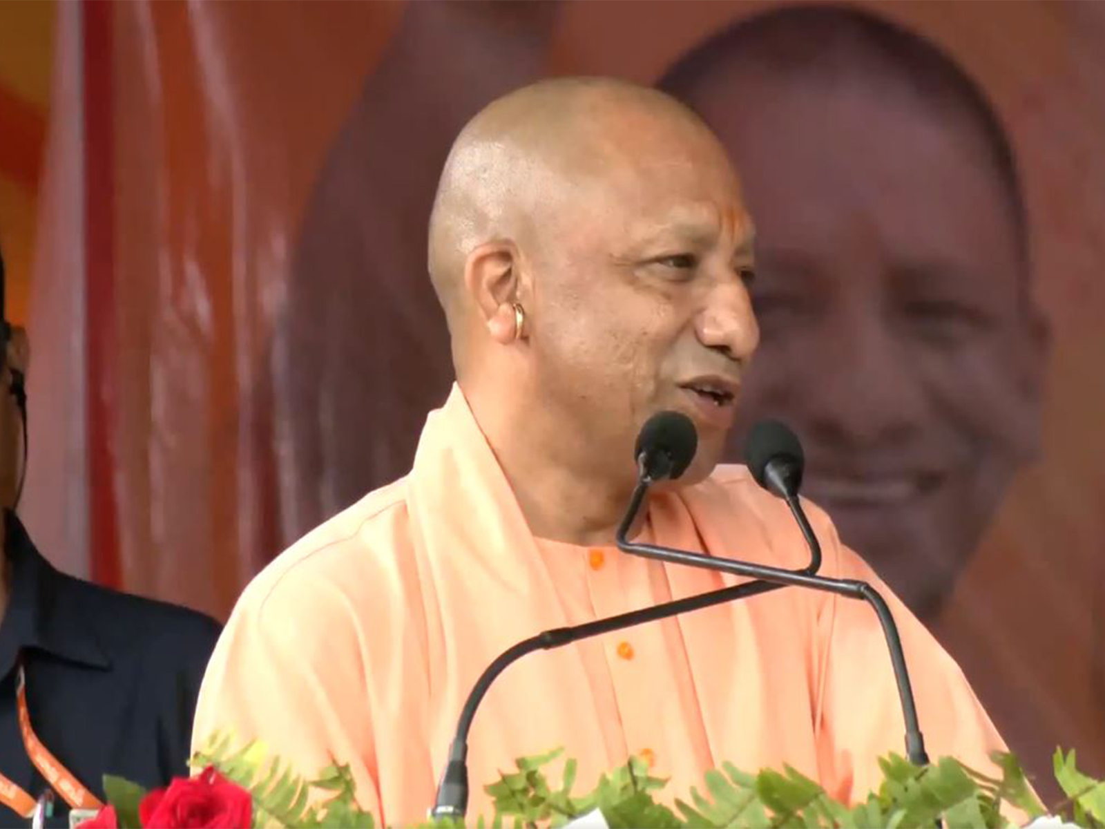 Uttar Pradesh Chief Minister Yogi Adityanath at a rally in Bihar's Siwan (Photo/ANI) Uttar Pradesh Chief Minister Yogi Adityanath at a rally in Bihar's Siwan (Photo/ANI)