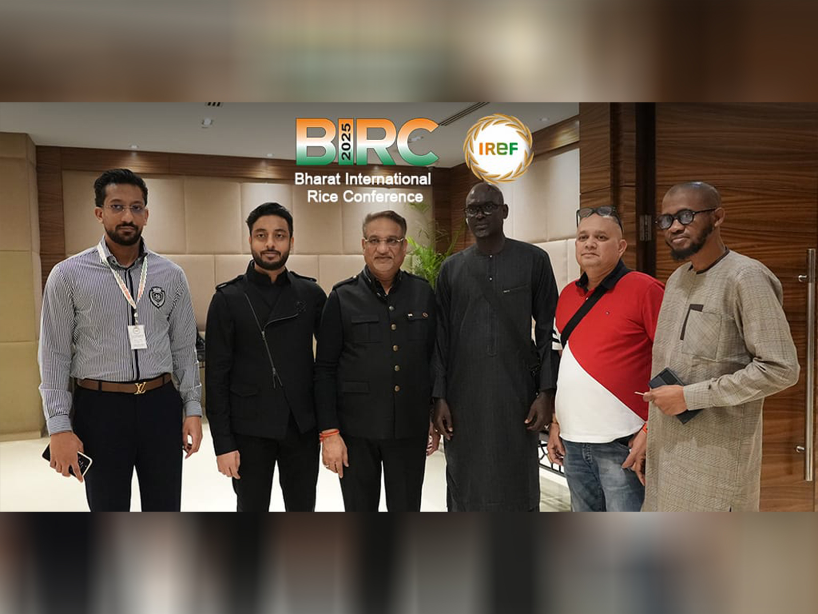 Prem Garg, National President of the Indian Rice Exporters Federation with particiapnts (Photo/IREF) Prem Garg, National President of the Indian Rice Exporters Federation with particiapnts (Photo/IREF)