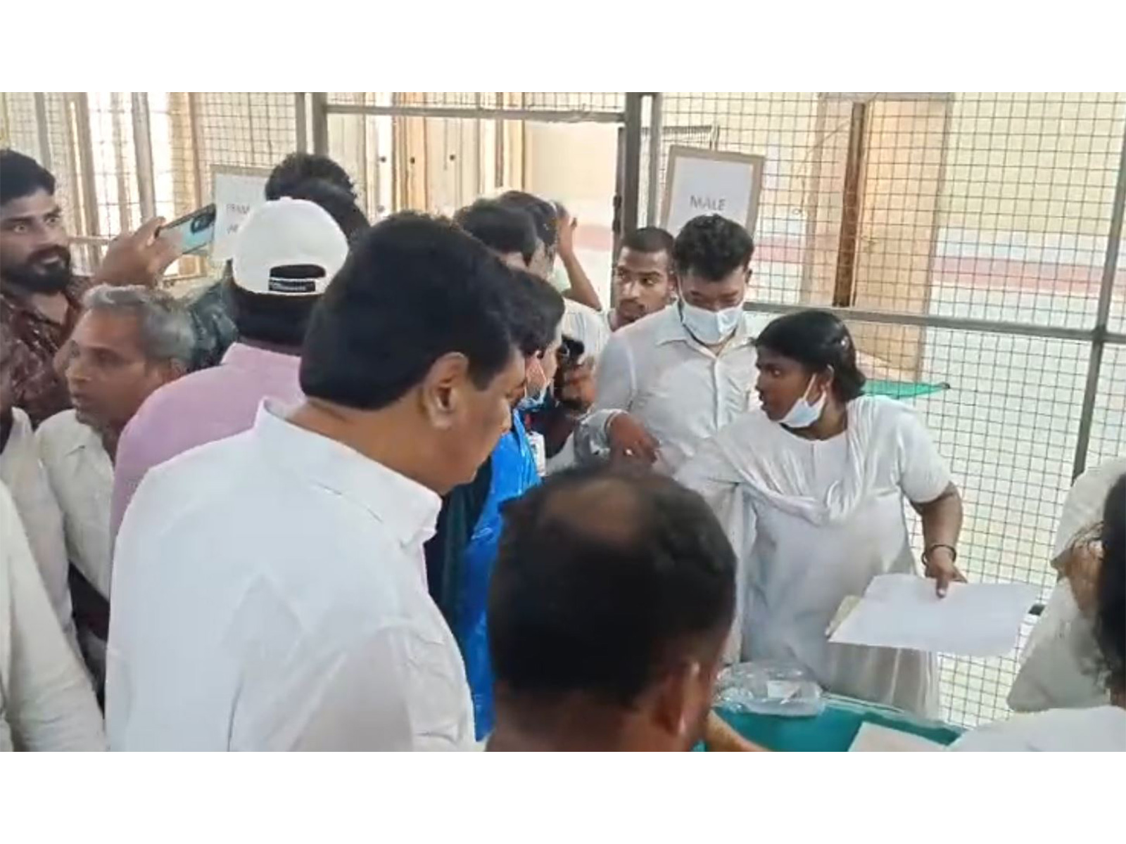 Scenes inside the hospital after the temple stampeded (Photo/ANI) Scenes inside the hospital after the temple stampeded (Photo/ANI)