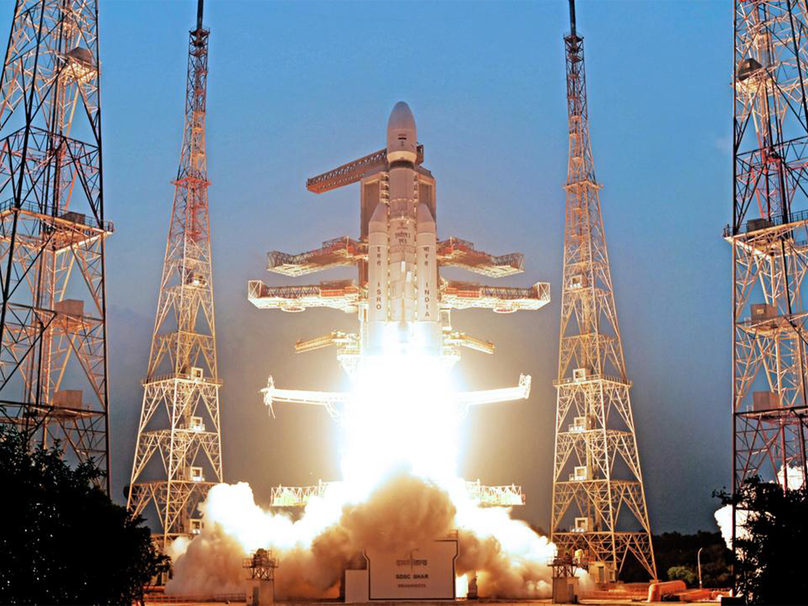 ISRO's LMV3 launch vehicle at Sriharikota (Photo: X/@isro) ISRO's LMV3 launch vehicle at Sriharikota (Photo: X/@isro)