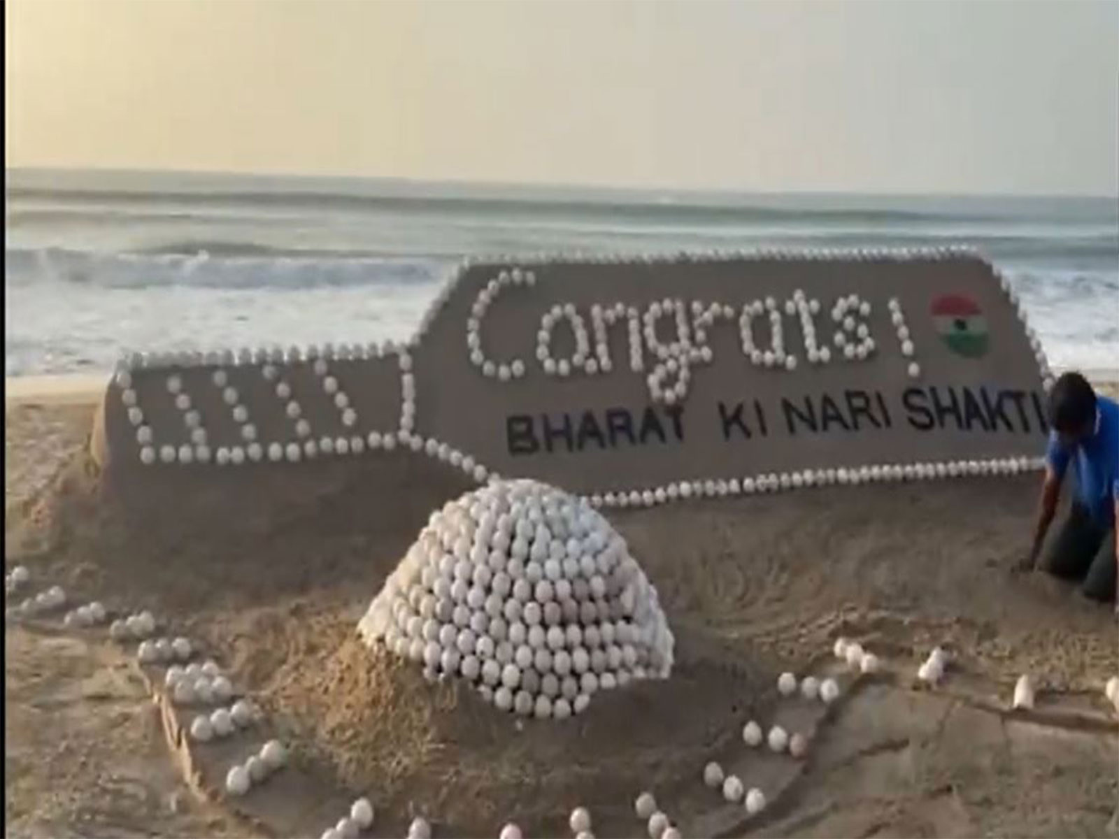 Sudarsan Pattnaik creates sand sculpture at Puri Beach to celebrate Indian women's cricket team's World Cup win (Photo/Sudarsan Pattnaik PRO) Sudarsan Pattnaik creates sand sculpture at Puri Beach to celebrate Indian women's cricket team's World Cup win (Photo/Sudarsan Pattnaik PRO)