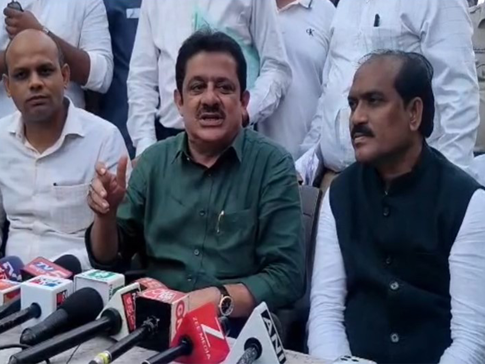 Karnataka’s Housing minister Zameer Ahmad Khan  (Photo/ANI)