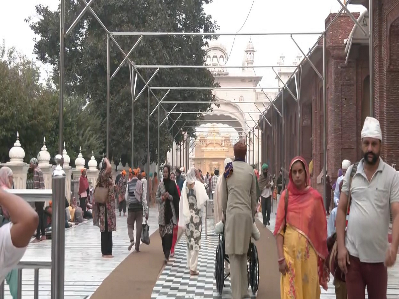 1,796 Sikh pilgrims set to visit Pakistan to mark Sri Guru Nanak Dev birth anniversary (File Photo/ANI) 1,796 Sikh pilgrims set to visit Pakistan to mark Sri Guru Nanak Dev birth anniversary (File Photo/ANI)