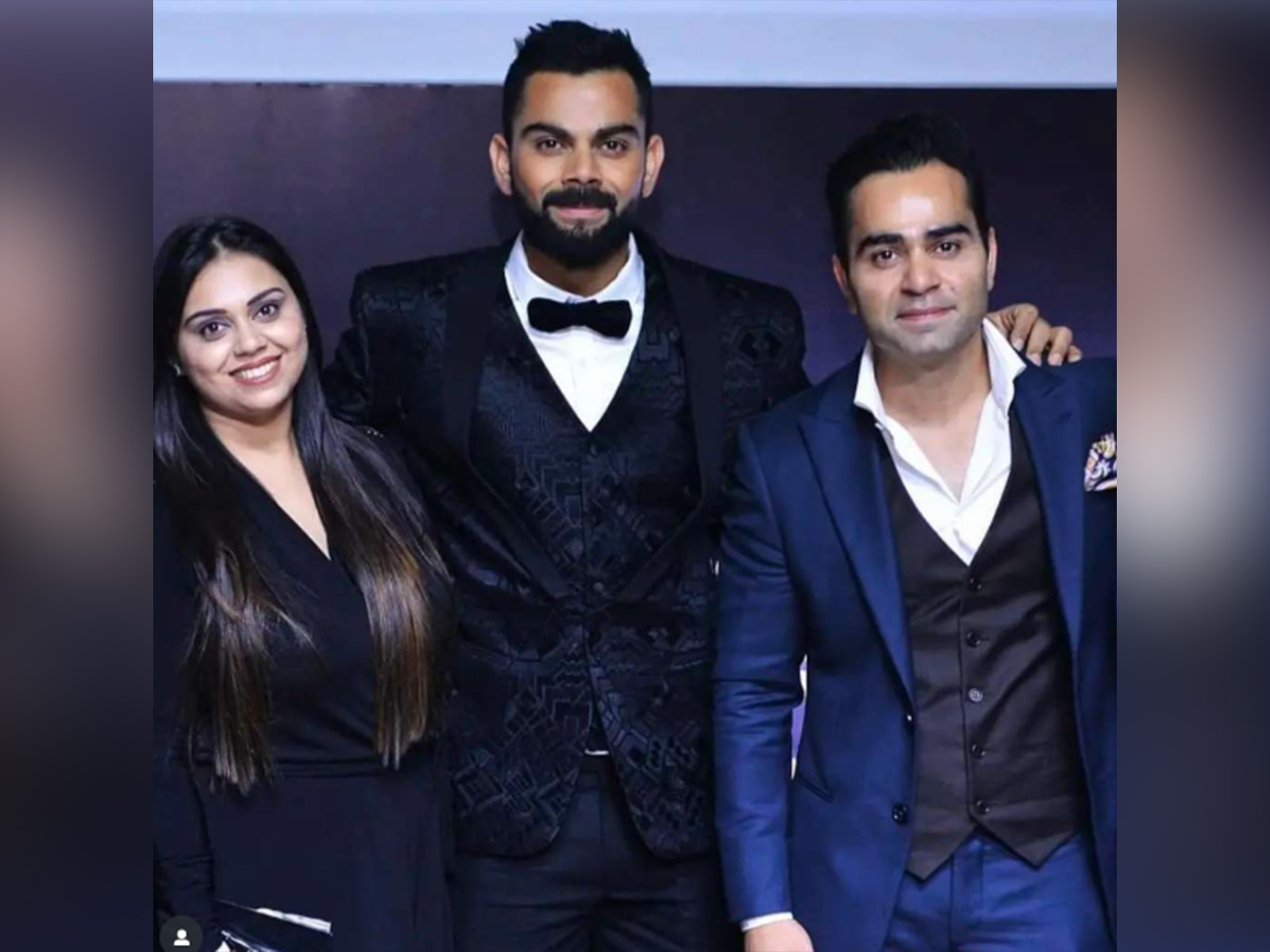 Virat with his sister and brother (Image source: Instagram account of Virat's sister)