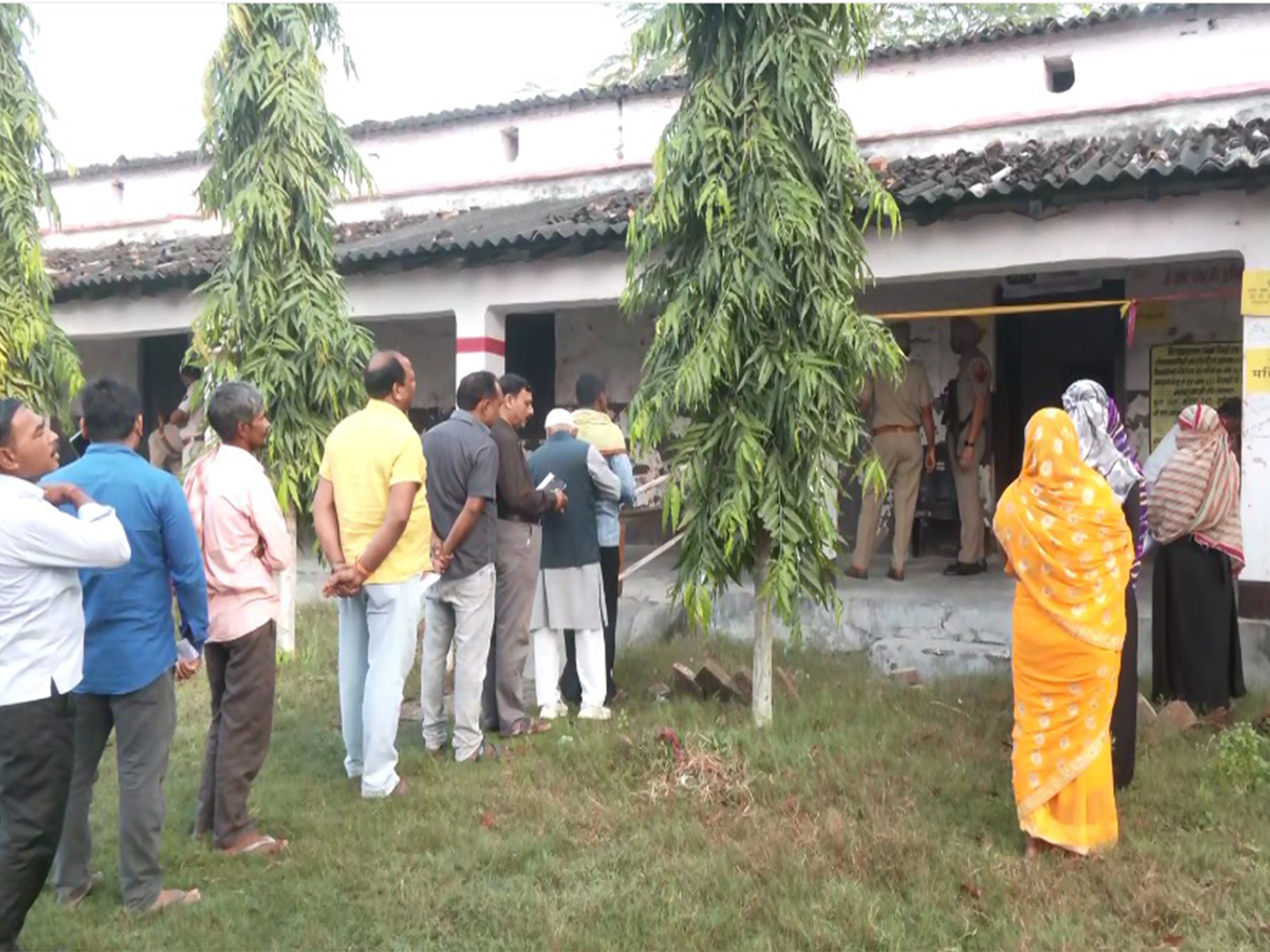 Voting for first phase Bihar Assembly Election2025 begins (Photo/ ANI) Voting for first phase Bihar Assembly Election2025 begins (Photo/ ANI)