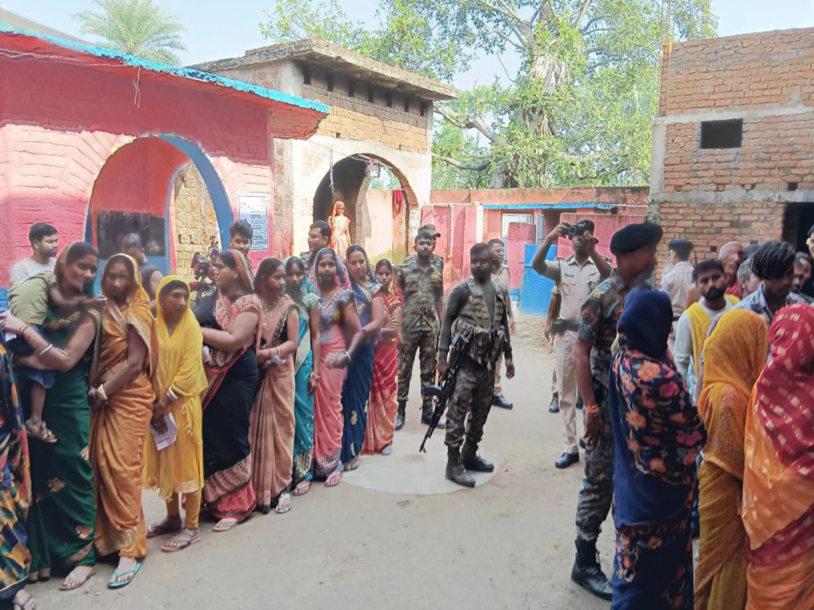 Voting underway in Bihar (Photo/X@ECISVEEP)