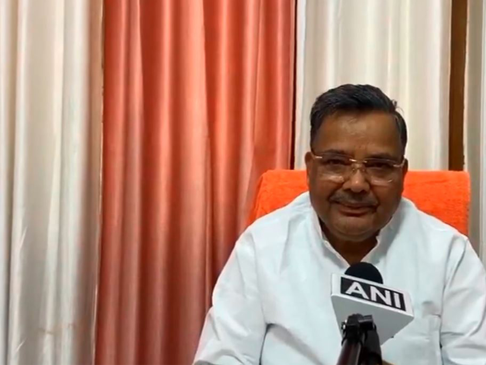 Uttar Pradesh Minister Jaiveer Singh (Photo/ANI) Uttar Pradesh Minister Jaiveer Singh (Photo/ANI)