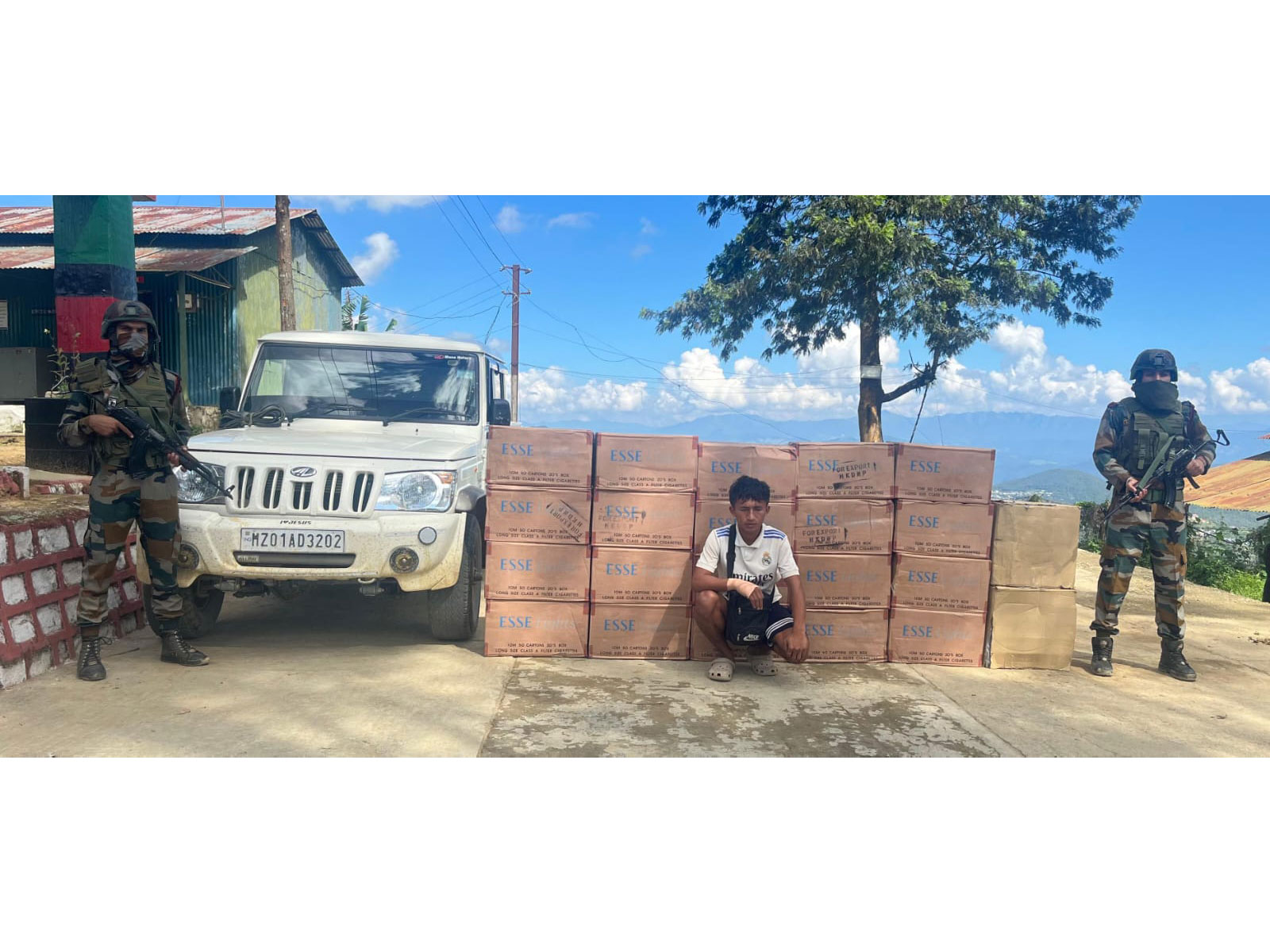 Assam Rifles seizes contraband cigarettes worth Rs 52 lakh in Champhai (Photo/ANI) Assam Rifles seizes contraband cigarettes worth Rs 52 lakh in Champhai (Photo/ANI)