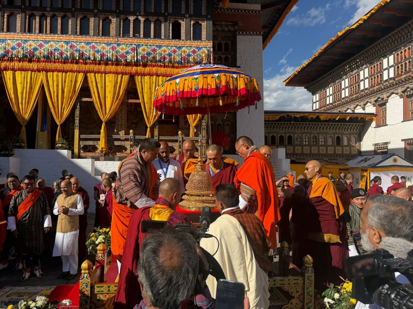 Bhutanese monks and officials welcome the sacred relics of Lord Buddha during a ceremonial event in Bhutan. (Photo: X/@DrSJaishankar) Bhutanese monks and officials welcome the sacred relics of Lord Buddha during a ceremonial event in Bhutan. (Photo: X/@DrSJaishankar)