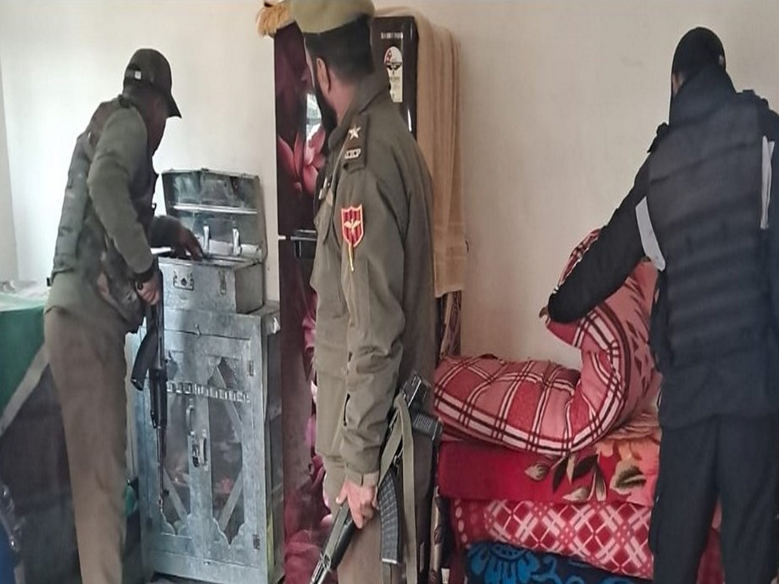 Kulgam Police crack down on terror (Photo/X/@policekulgam) Kulgam Police crack down on terror (Photo/X/@policekulgam)