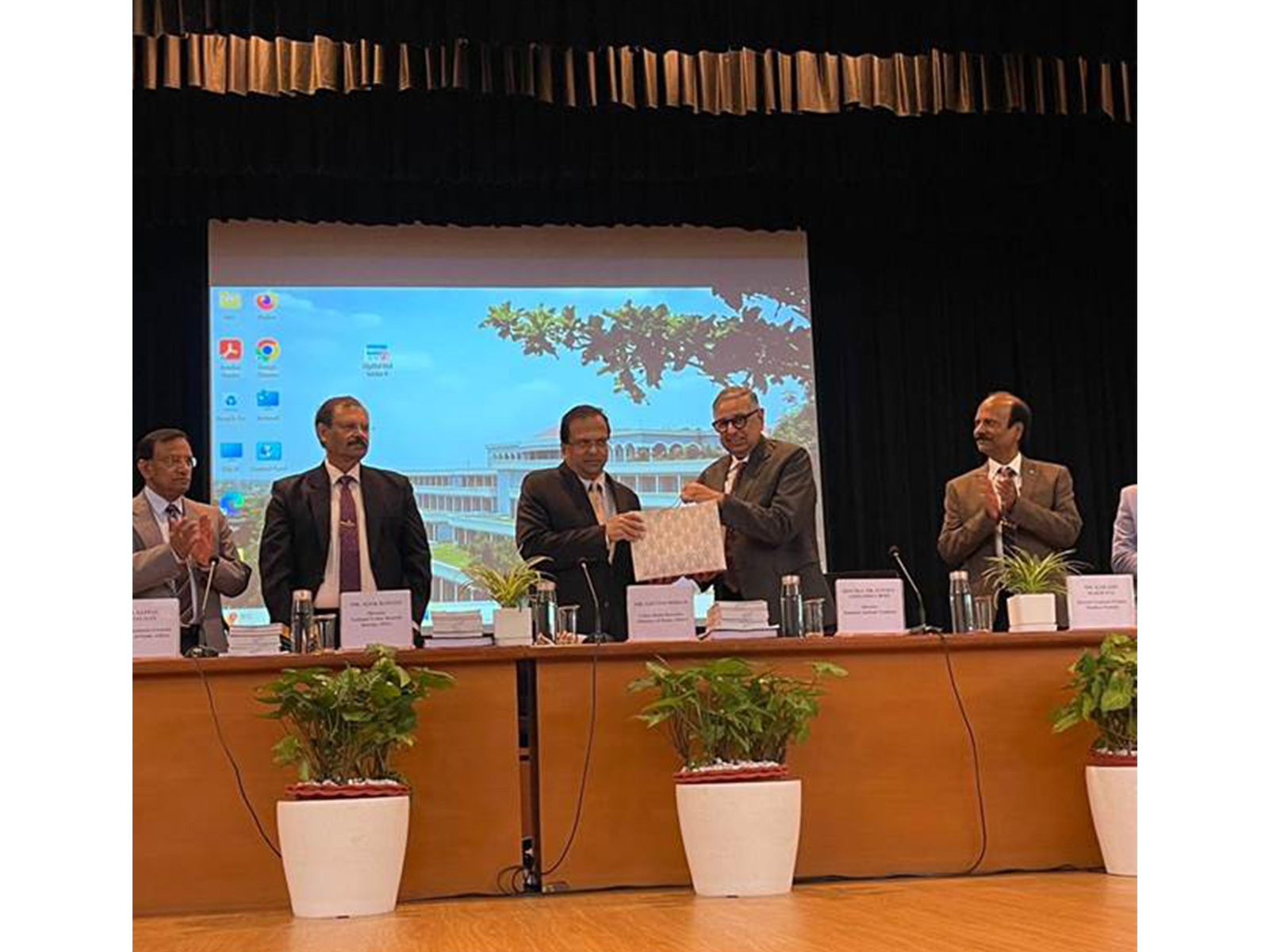 MHA and National Judicial Academy Bhopal hosts two-day National Conference (Photo/MHA) MHA and National Judicial Academy Bhopal hosts two-day National Conference (Photo/MHA)
