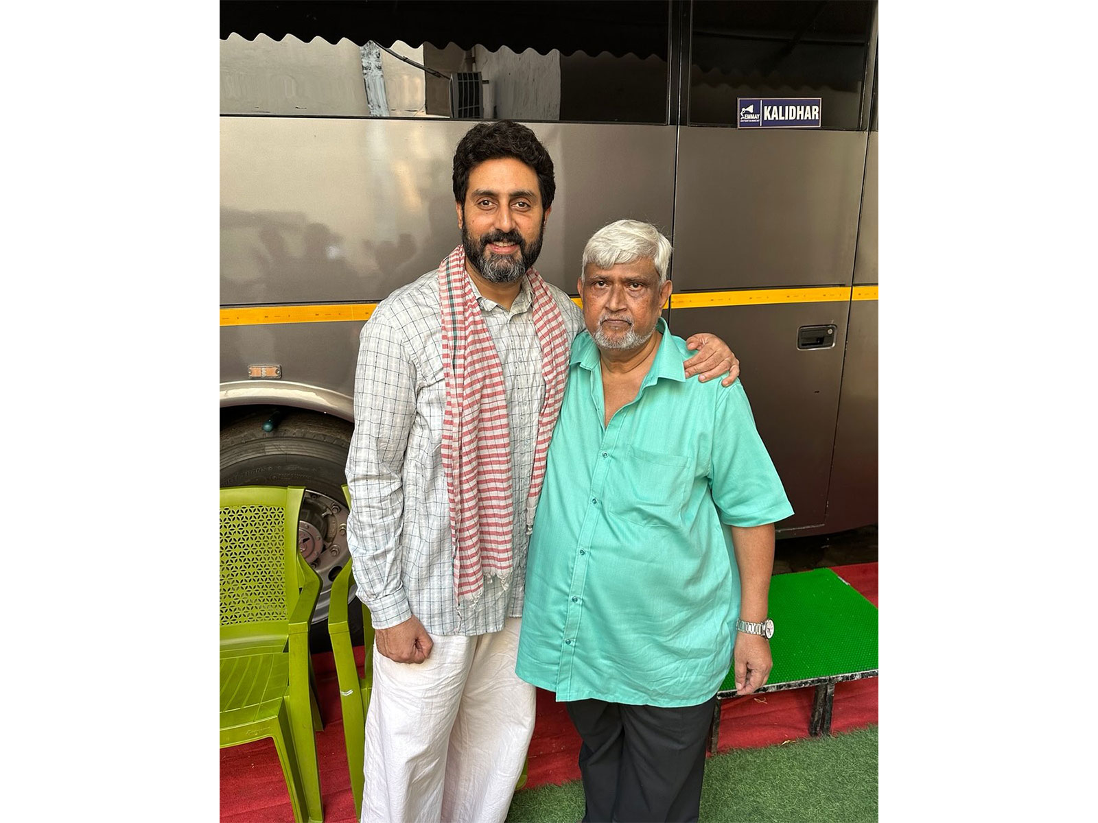 Abhishek Bachchan and Ashok Sawant (Photo: Instagram/@bachchan)