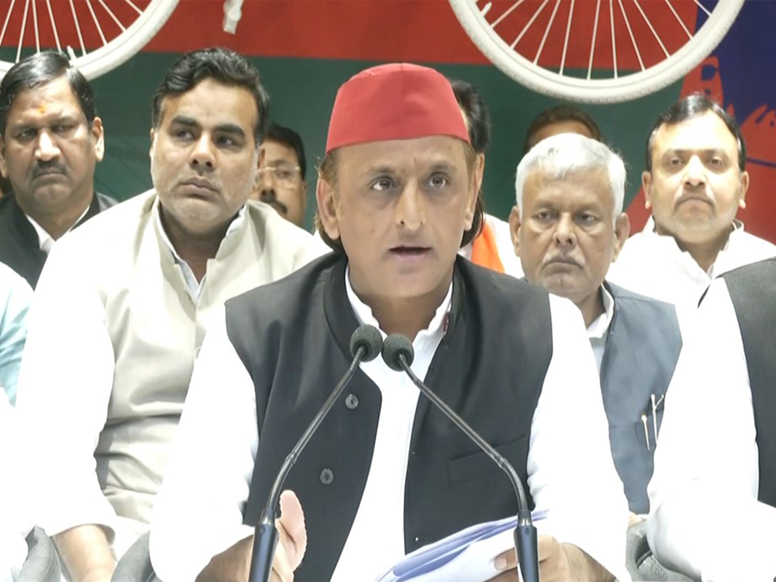 Samajwadi Party chief Akhilesh Yadav (Photo/ANI) Samajwadi Party chief Akhilesh Yadav (Photo/ANI)