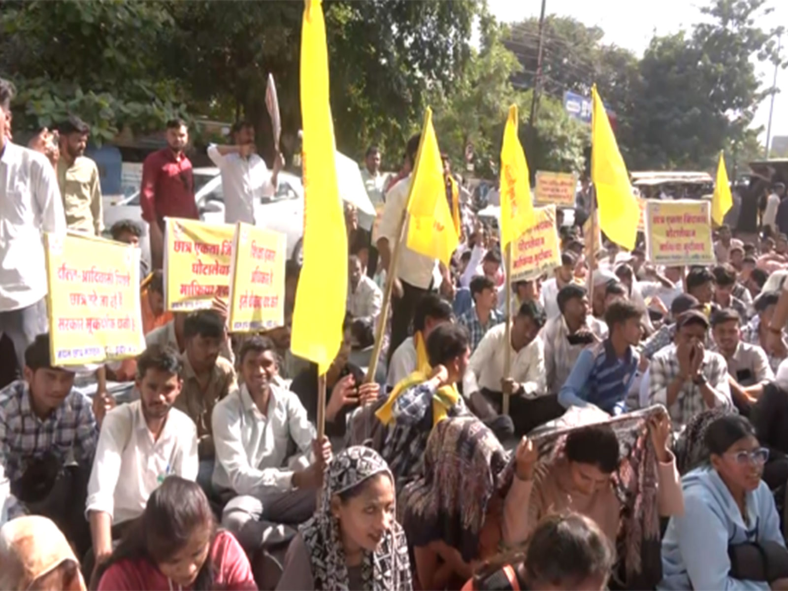 College students under JAYS protesting in Indore (Photo/ANI) College students under JAYS protesting in Indore (Photo/ANI)
