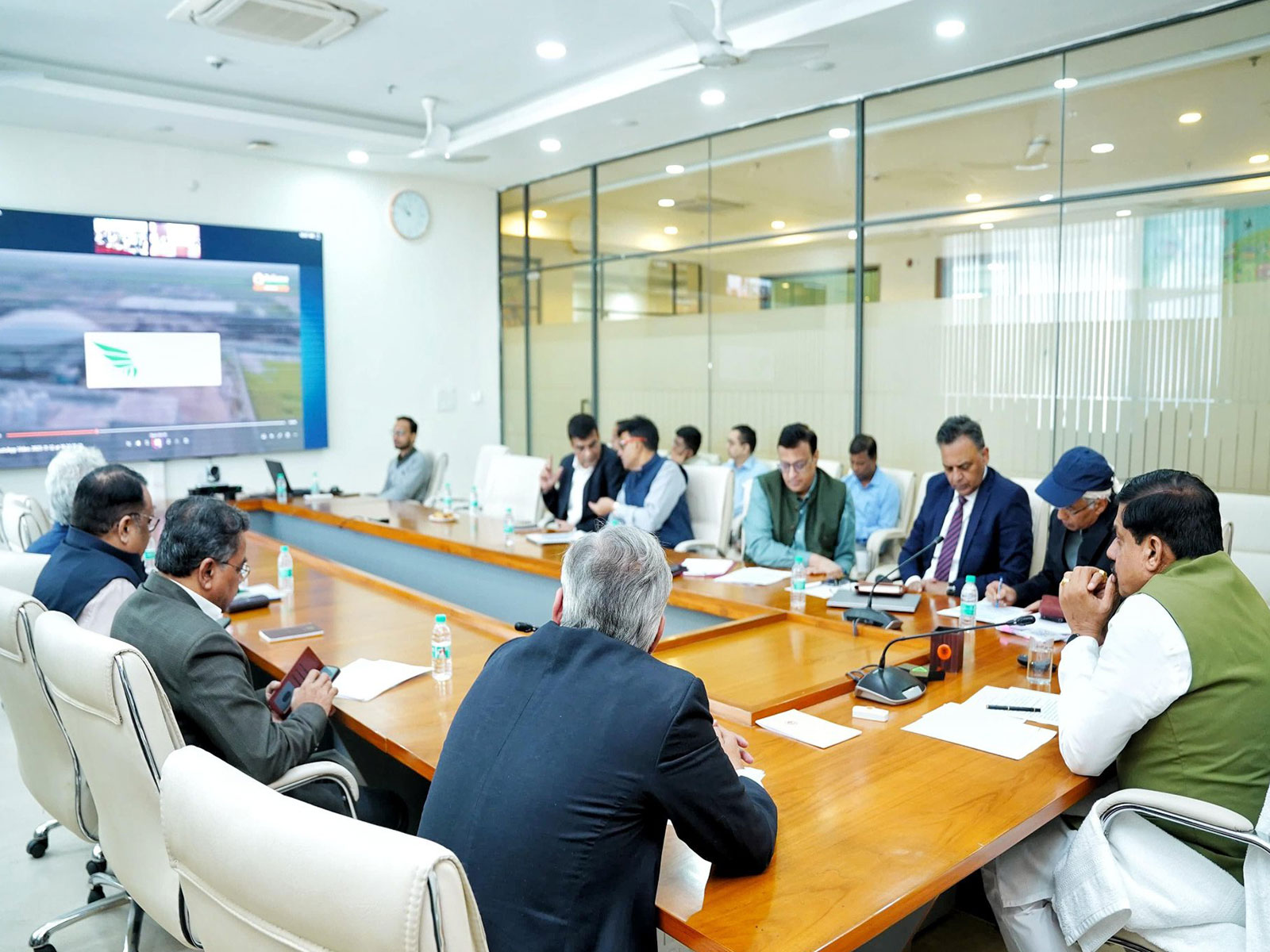 MP CM Mohan Yadav virtually inaugurates compressed bio-gas units (Photo/ X @DrMohanYadav51) MP CM Mohan Yadav virtually inaugurates compressed bio-gas units (Photo/ X @DrMohanYadav51)
