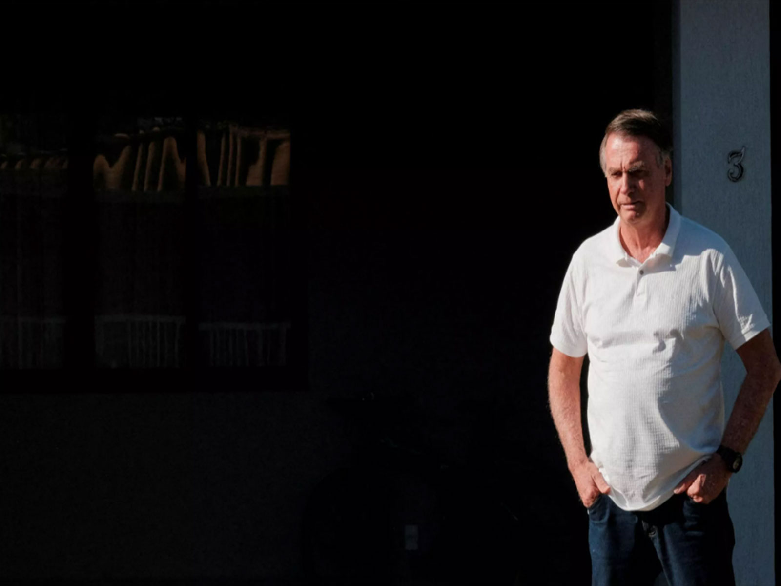 Former President Jair Bolsonaro at his residence in Brasília (Photo/Reuters)
