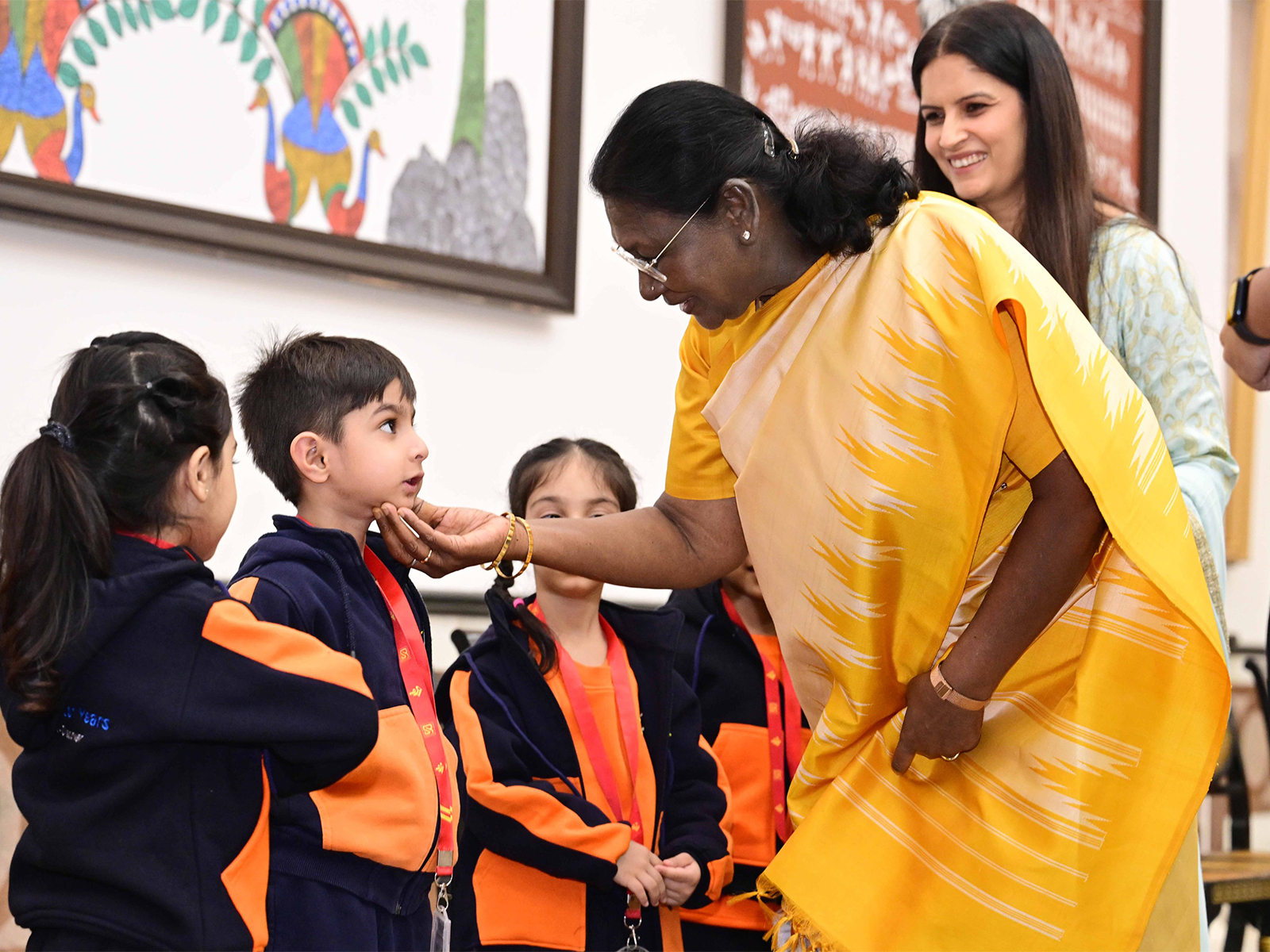President Droupadi Murmu with students on Children’s Day (Photo/X@rashtrapatibhvn) President Droupadi Murmu with students on Children’s Day (Photo/X@rashtrapatibhvn)
